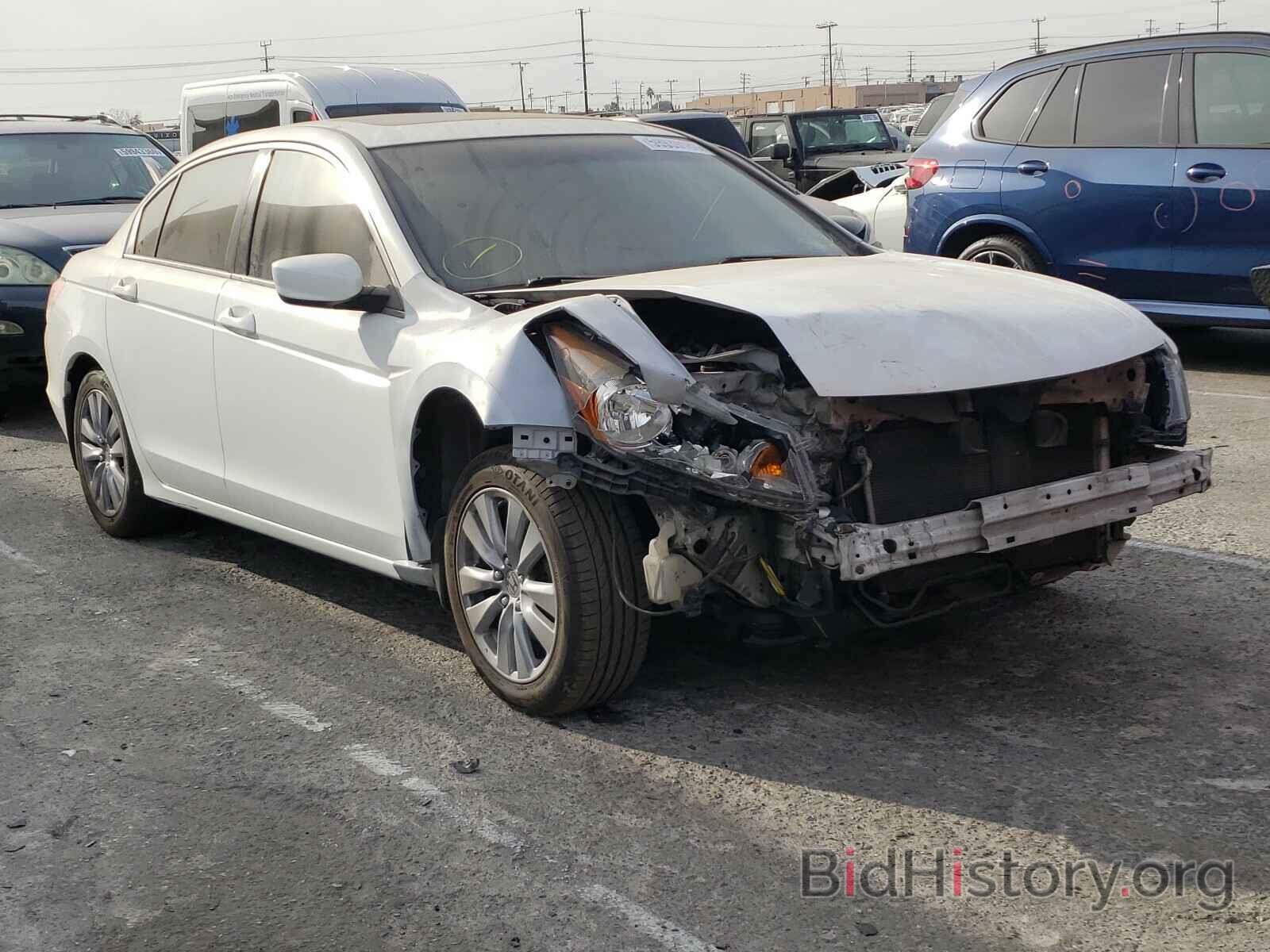 Photo 1HGCP2F85BA018414 - HONDA ACCORD 2011