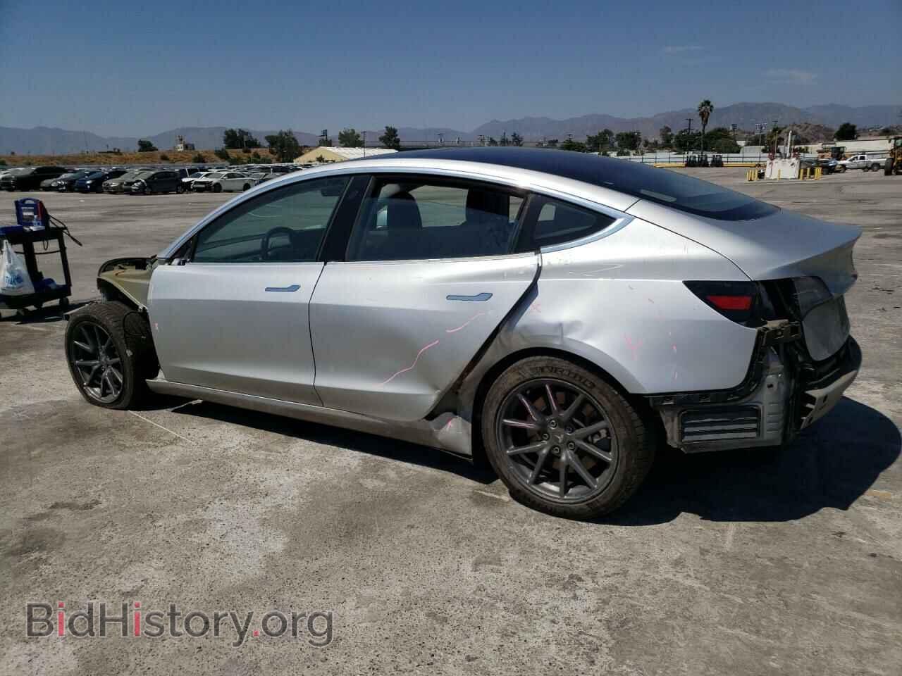2018 TESLA MODEL 3 - VIN: 5YJ3E1EA1JF006981 - Фото 2