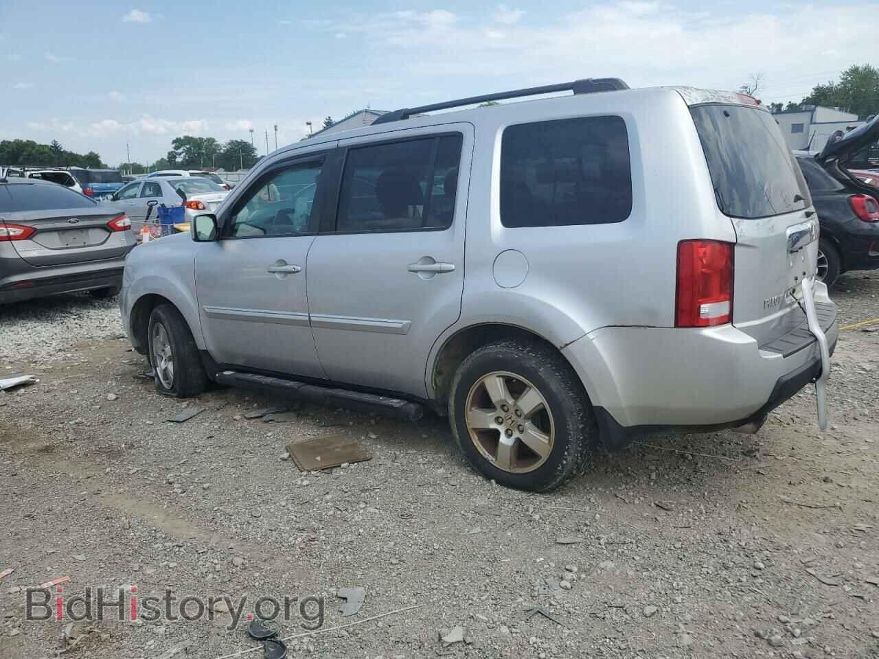 2011 HONDA PILOT - VIN: 5FNYF4H56BB061706 - Photo 2
