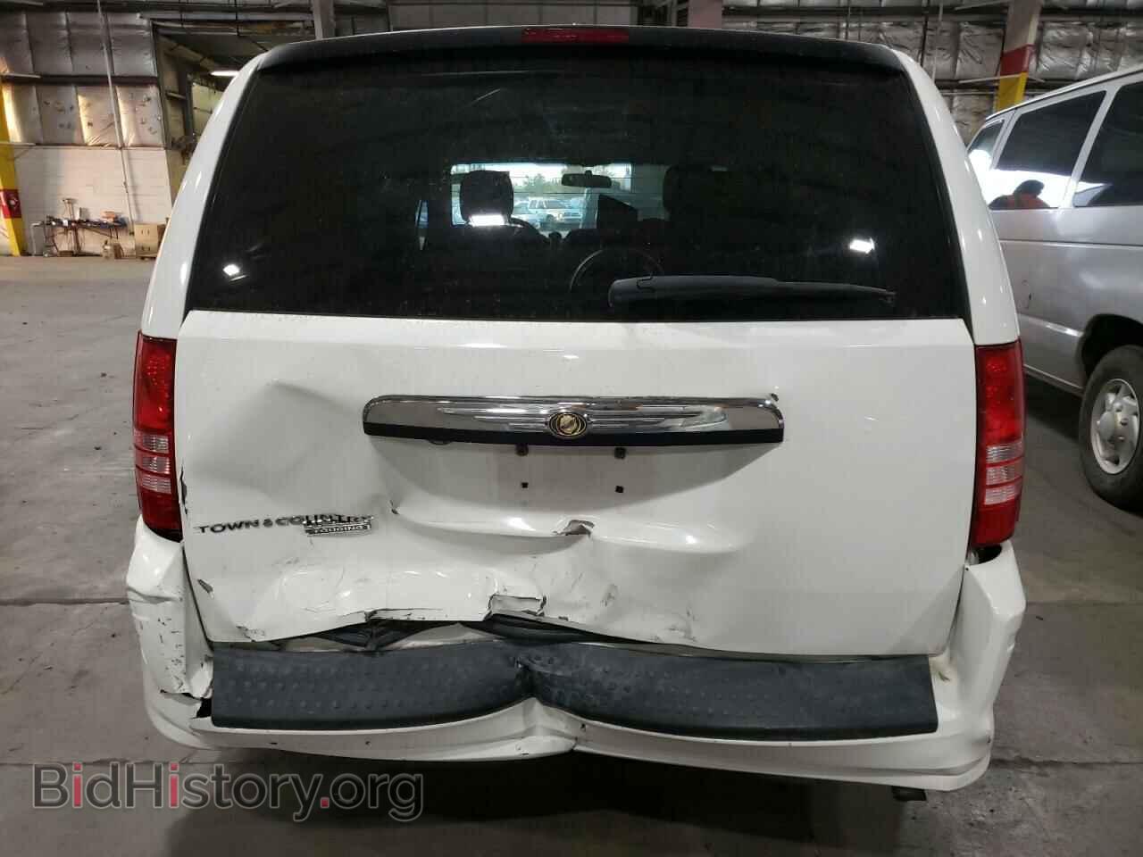 2008 CHRYSLER MINIVAN - VIN: 2A8HR54P28R759689 - Фото 9