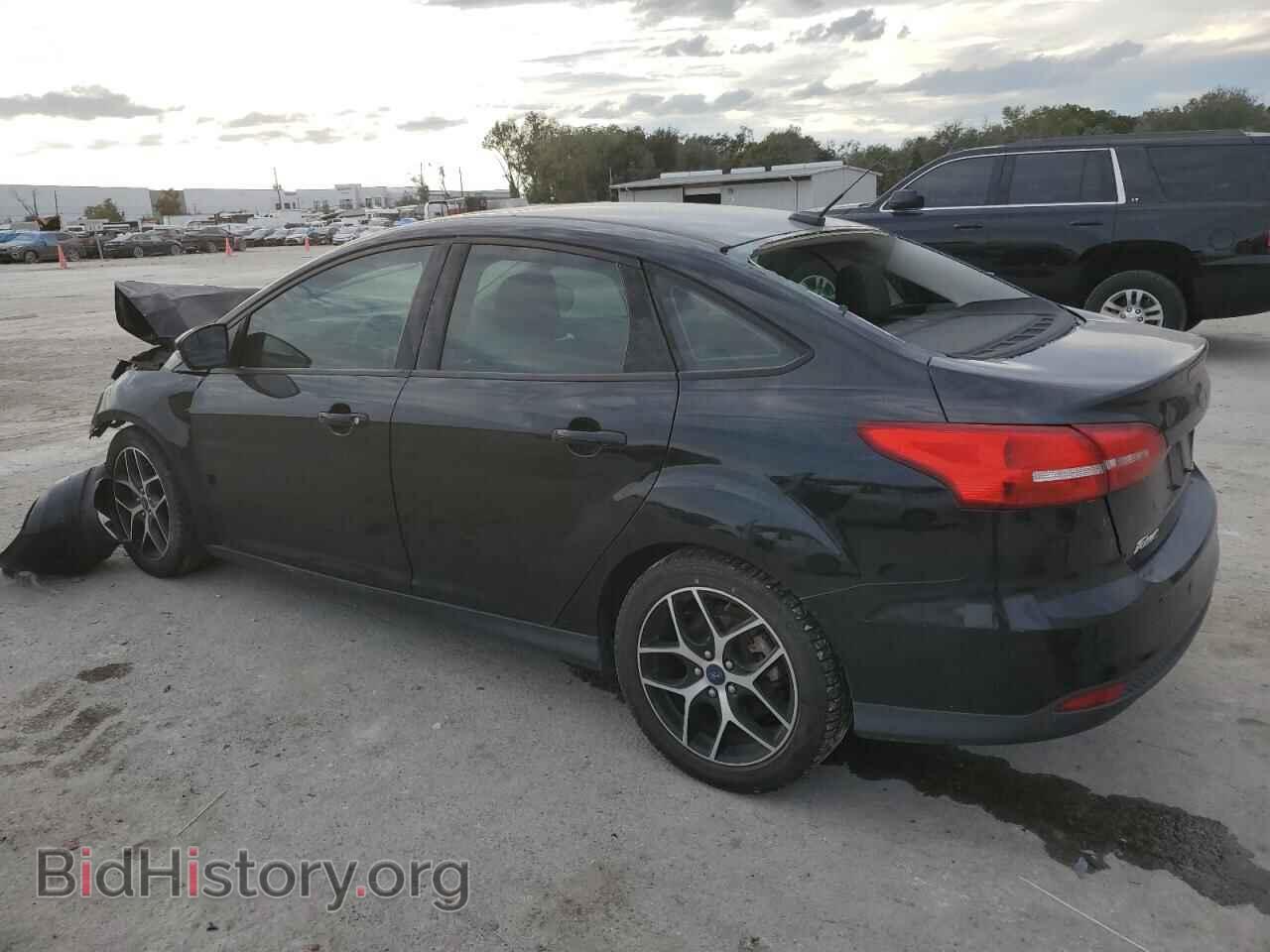 2017 FORD FOCUS - VIN: 1FADP3H2XHL256652 - Фото 2