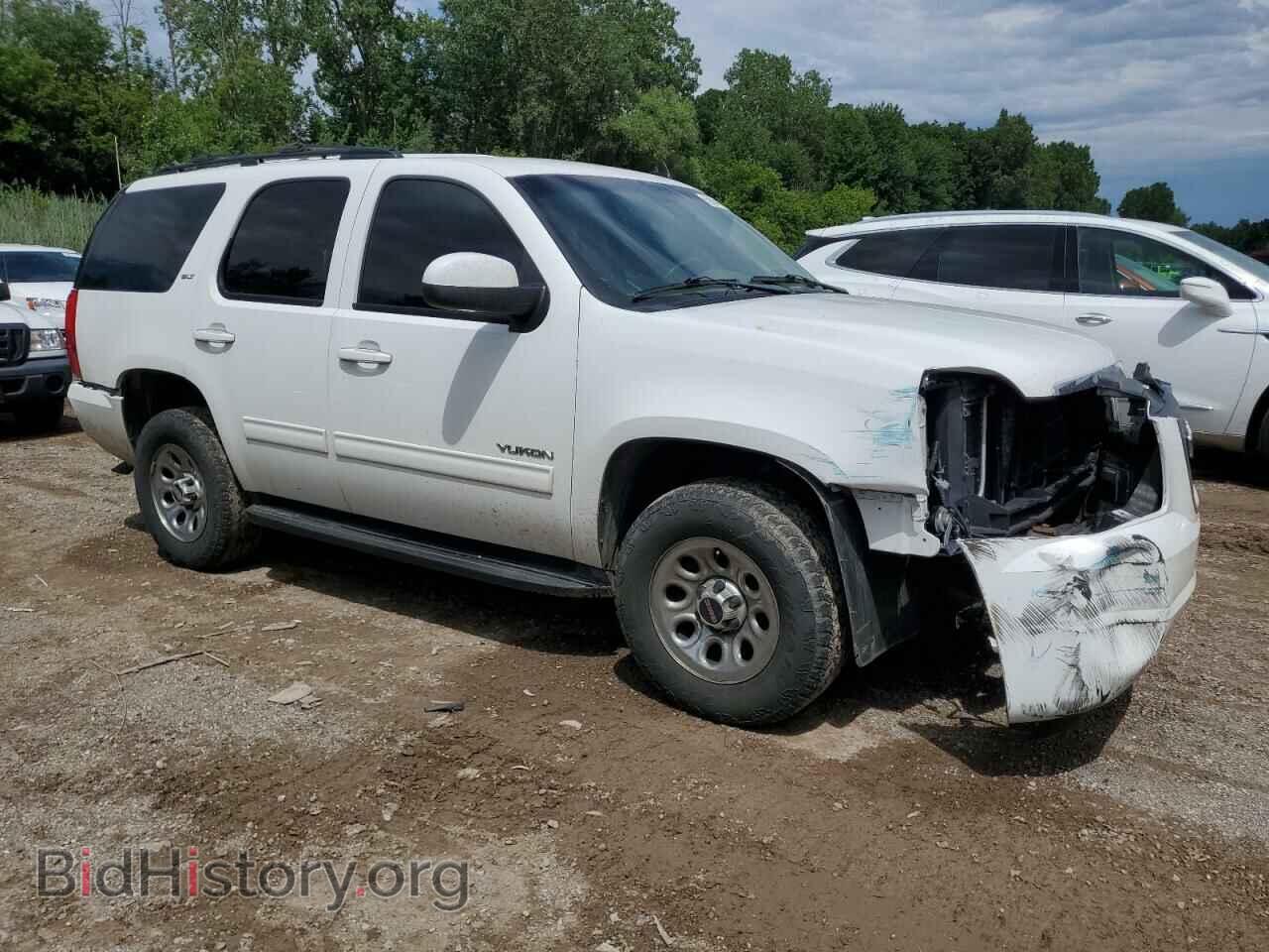 2011 GMC YUKON - VIN: 1GKS2CE09BR392766 - Photo 4