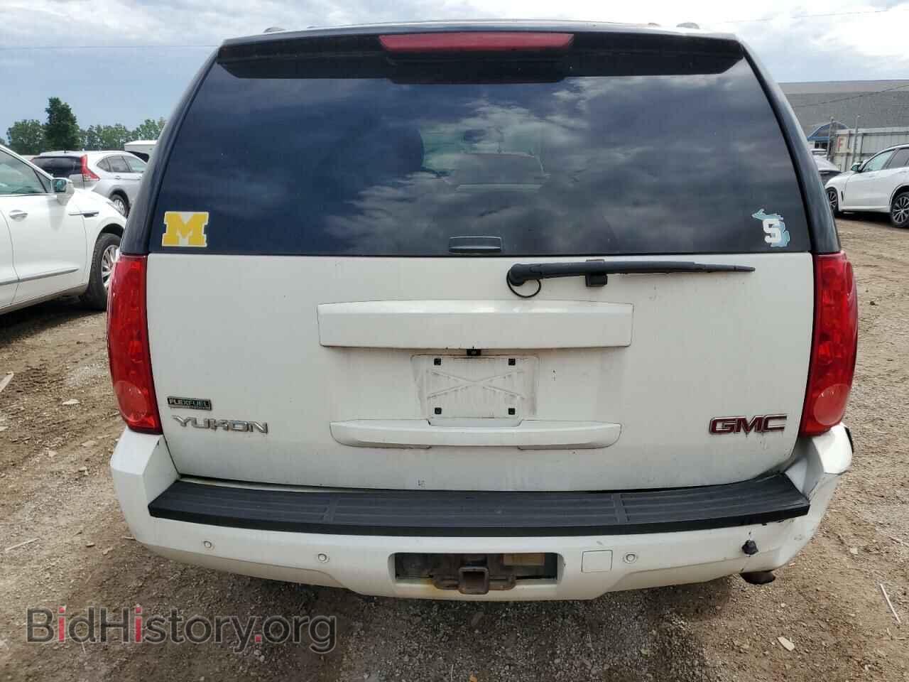 2011 GMC YUKON - VIN: 1GKS2CE09BR392766 - Photo 6