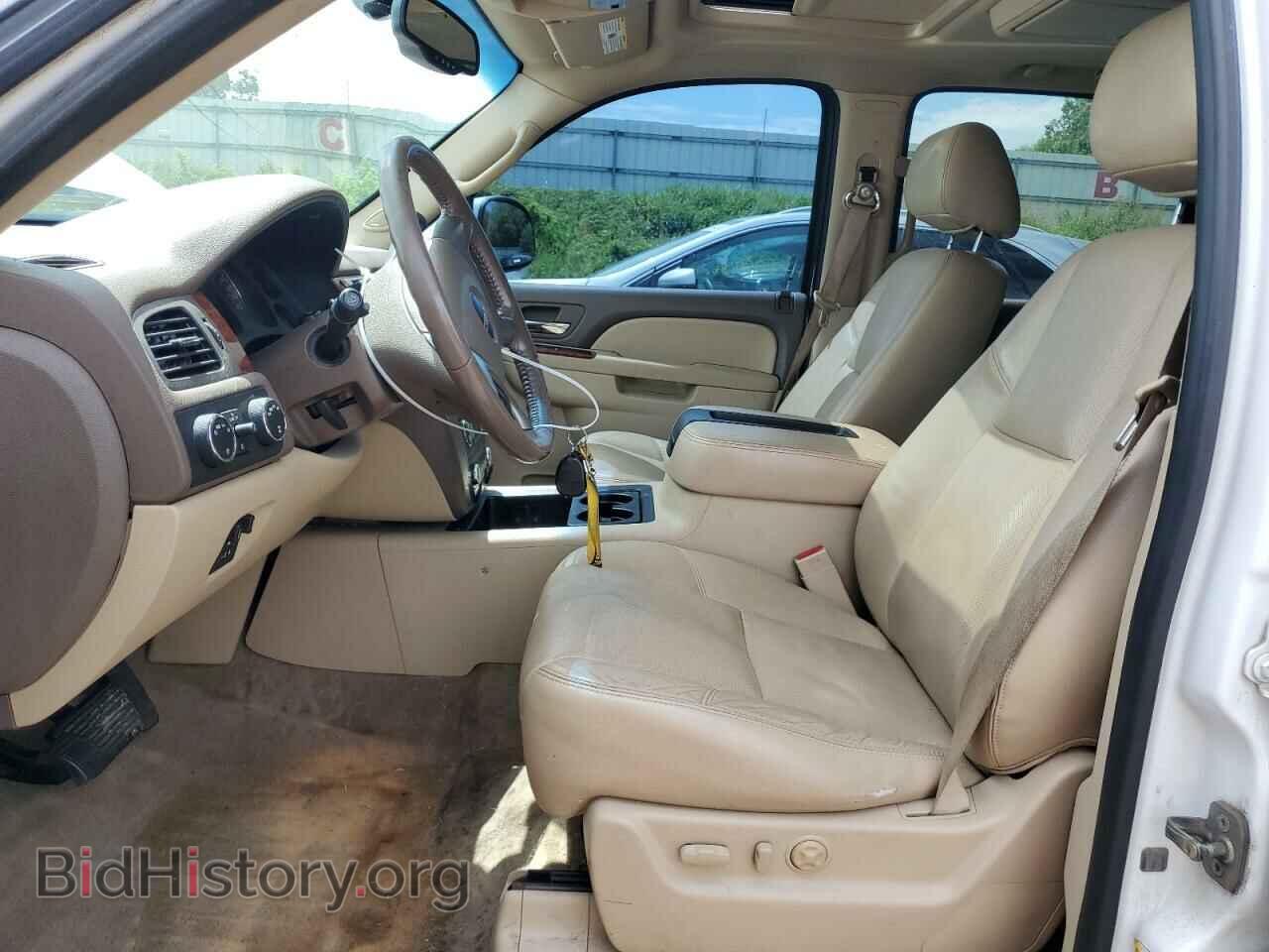 2011 GMC YUKON - VIN: 1GKS2CE09BR392766 - Photo 7