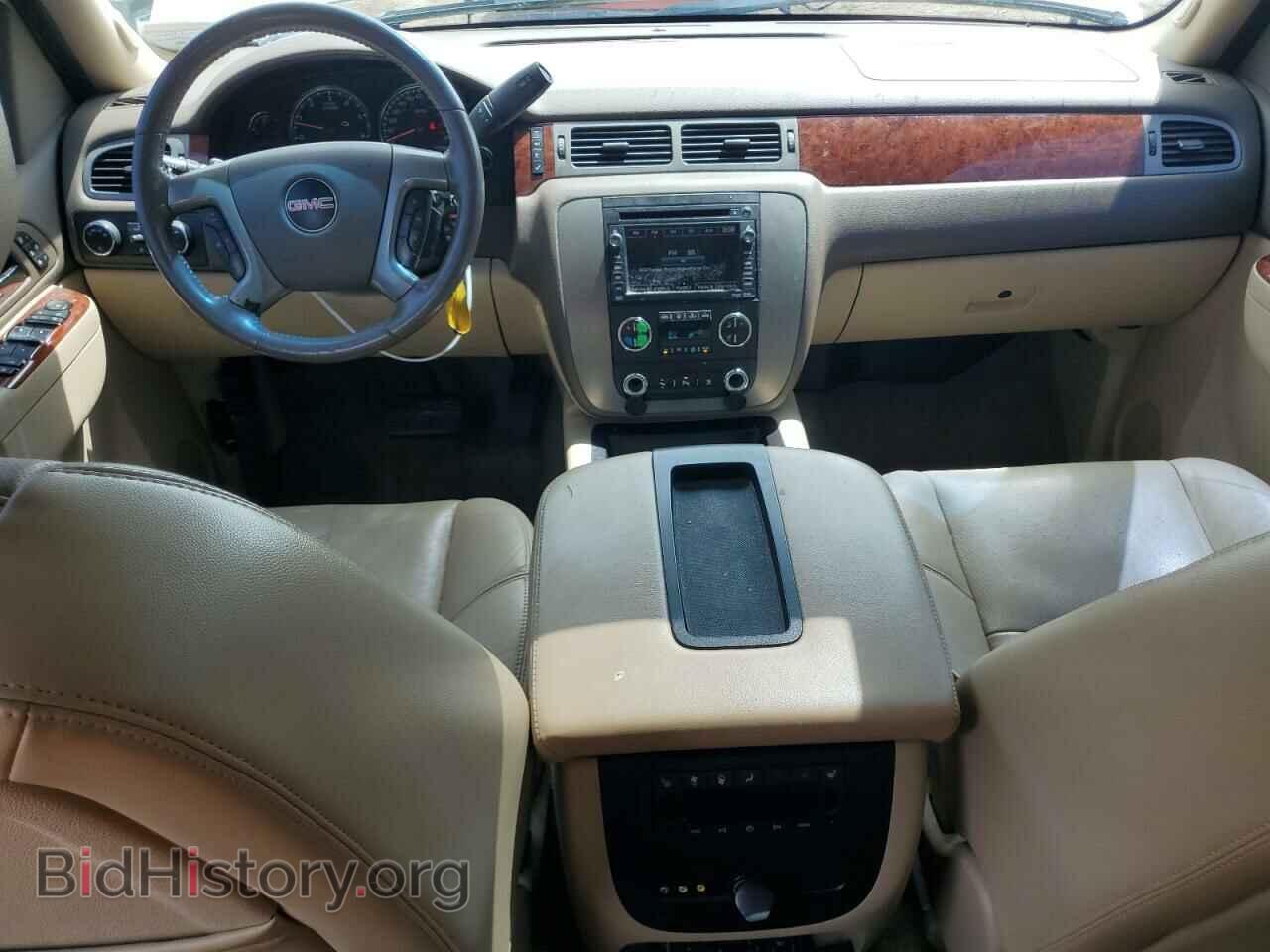 2011 GMC YUKON - VIN: 1GKS2CE09BR392766 - Photo 8