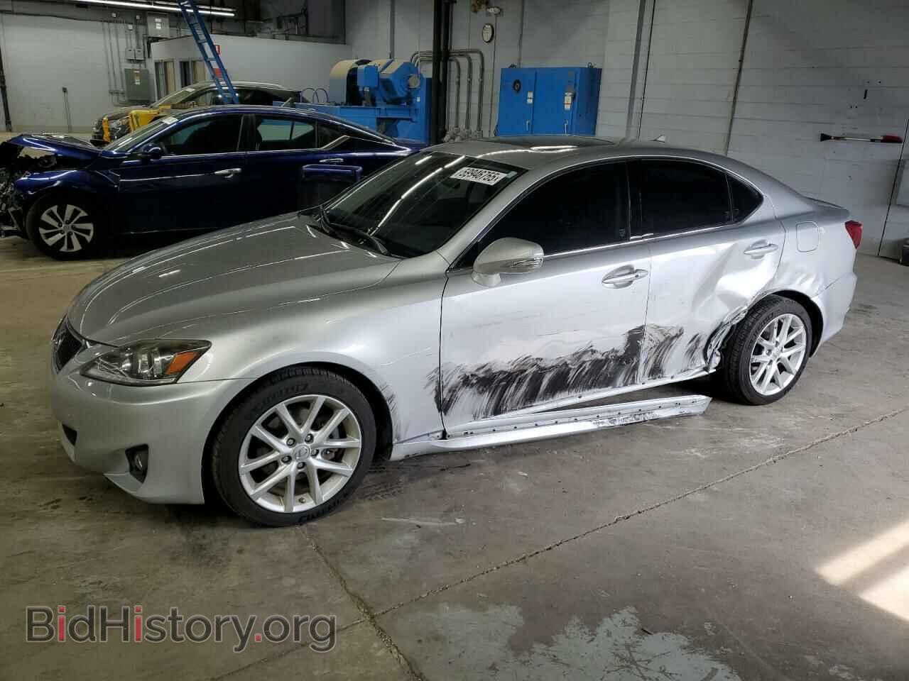 Фотография JTHCF5C24C5055014 - LEXUS IS 2012