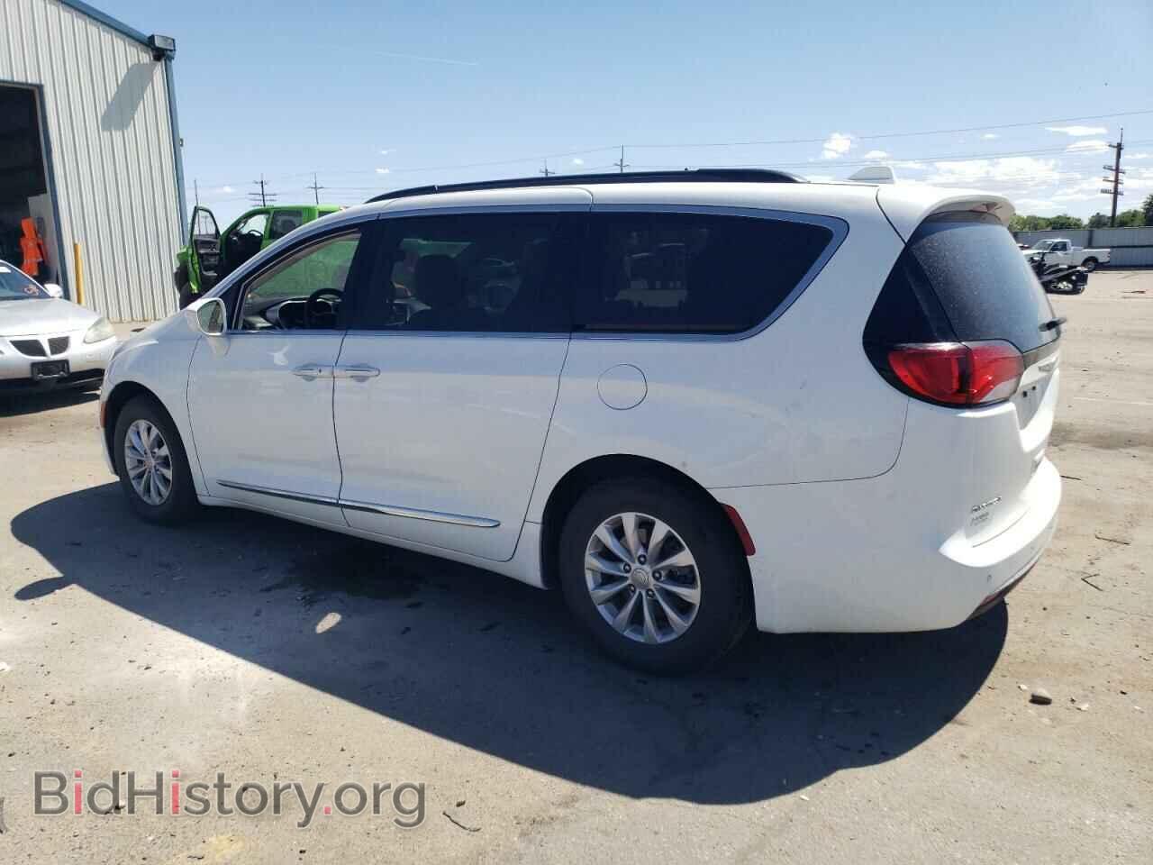 2017 CHRYSLER PACIFICA - VIN: 2C4RC1BG3HR719954 - Photo 2