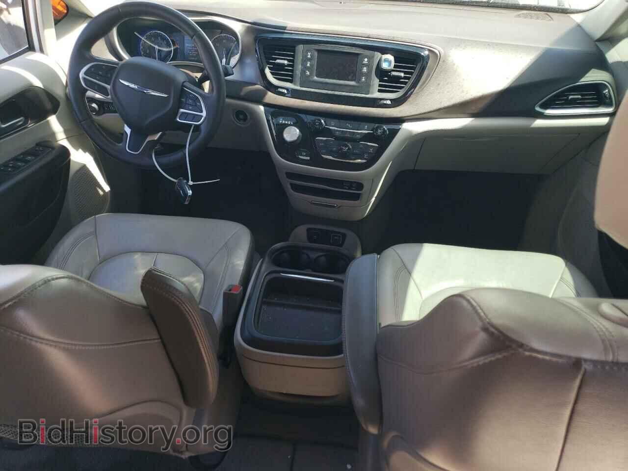 2017 CHRYSLER PACIFICA - VIN: 2C4RC1BG3HR719954 - Photo 8