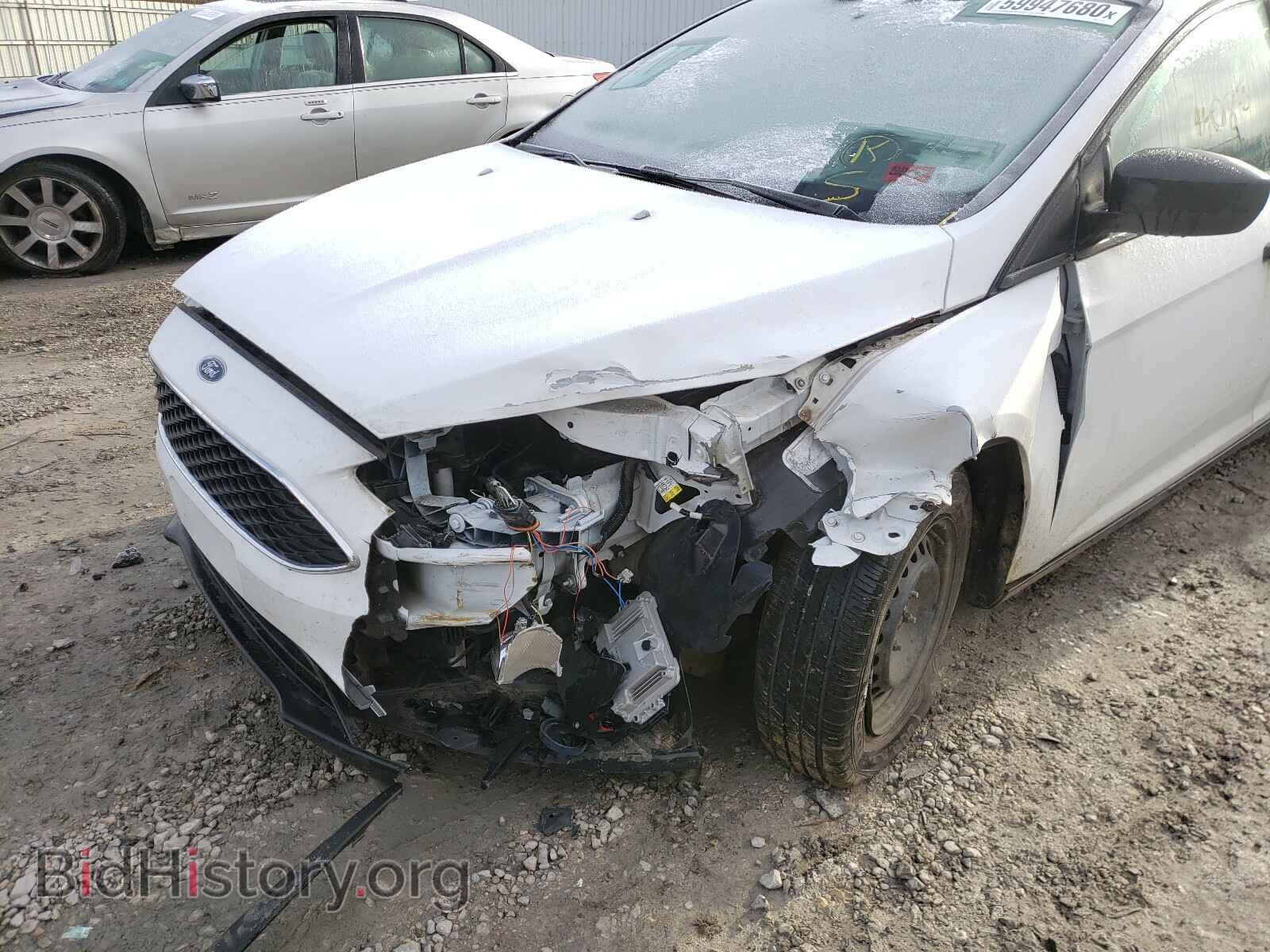 2017 FORD FOCUS - VIN: 1FADP3E2XHL313212 - Фото 9