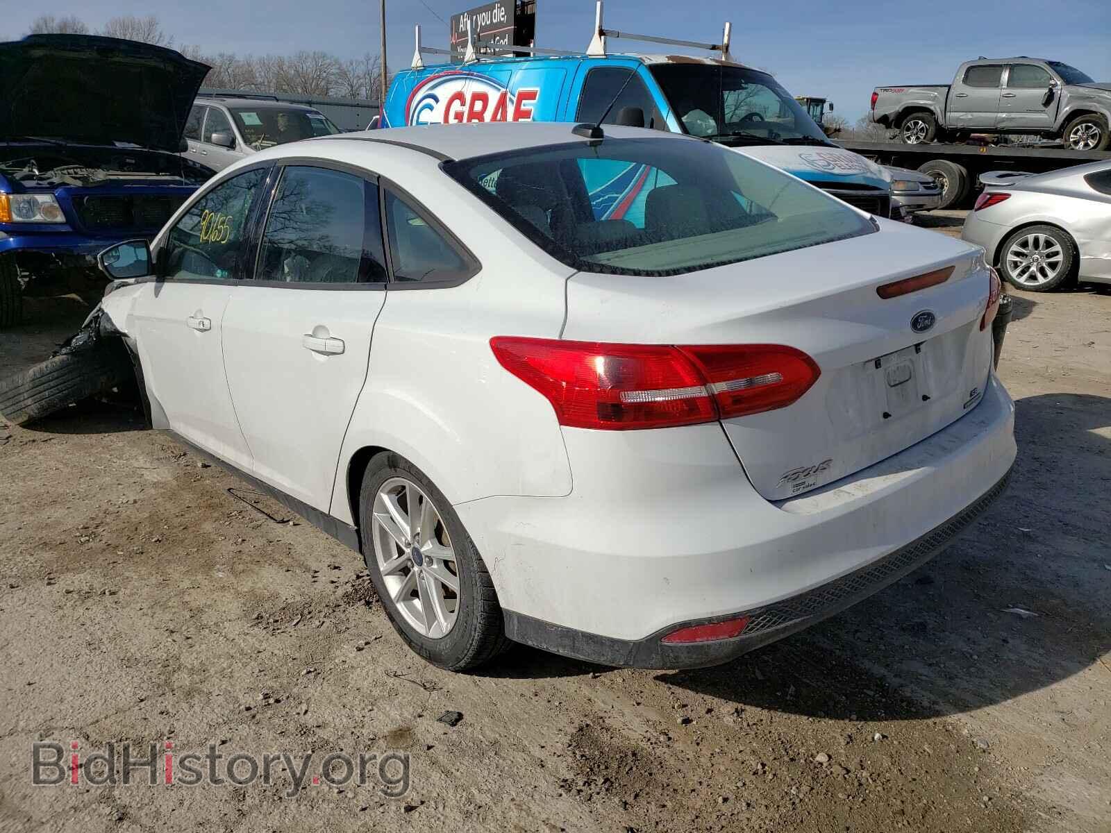 2016 FORD FOCUS - VIN: 1FADP3F2XGL214015 - Фото 3