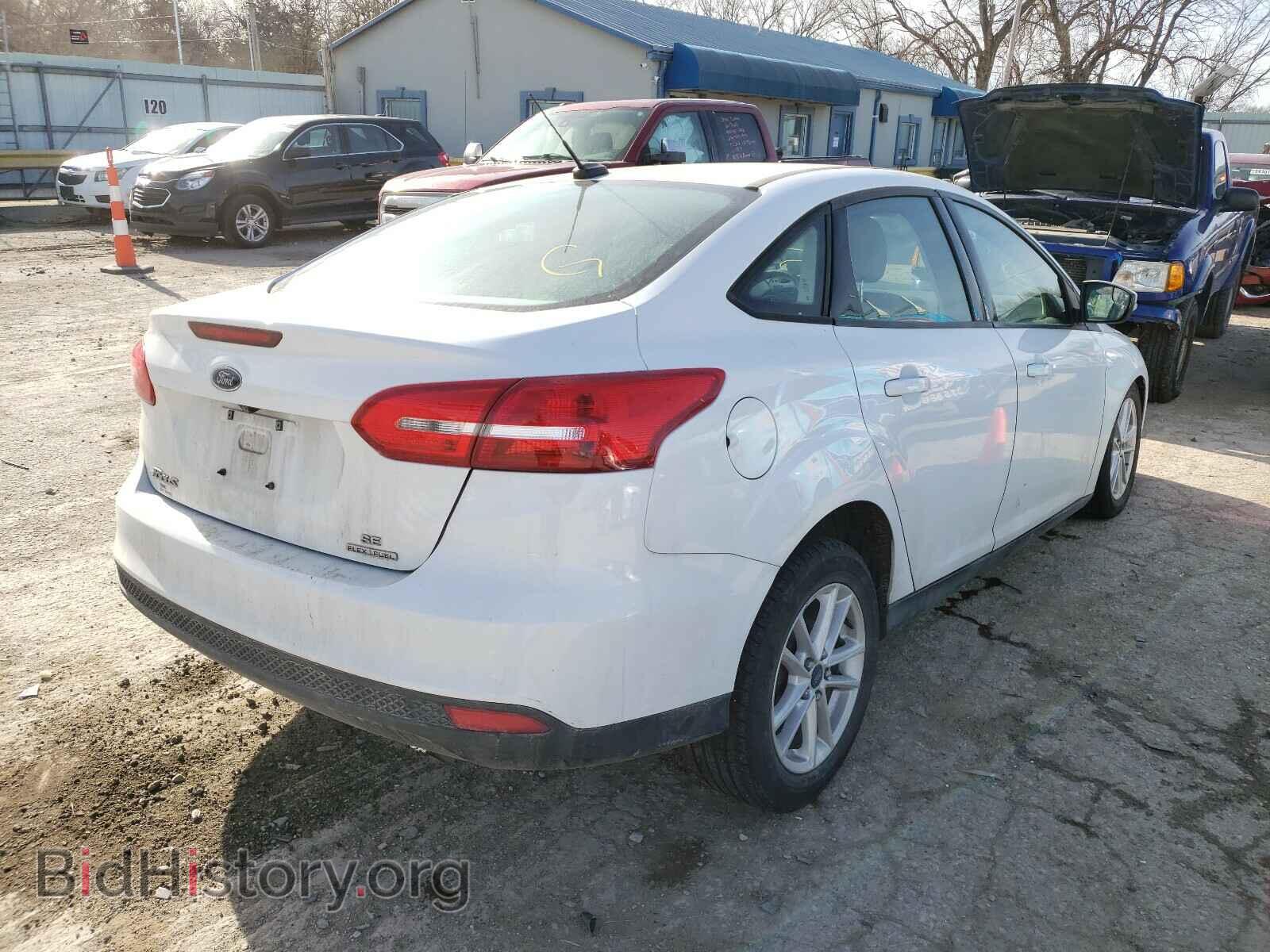2016 FORD FOCUS - VIN: 1FADP3F2XGL214015 - Фото 4