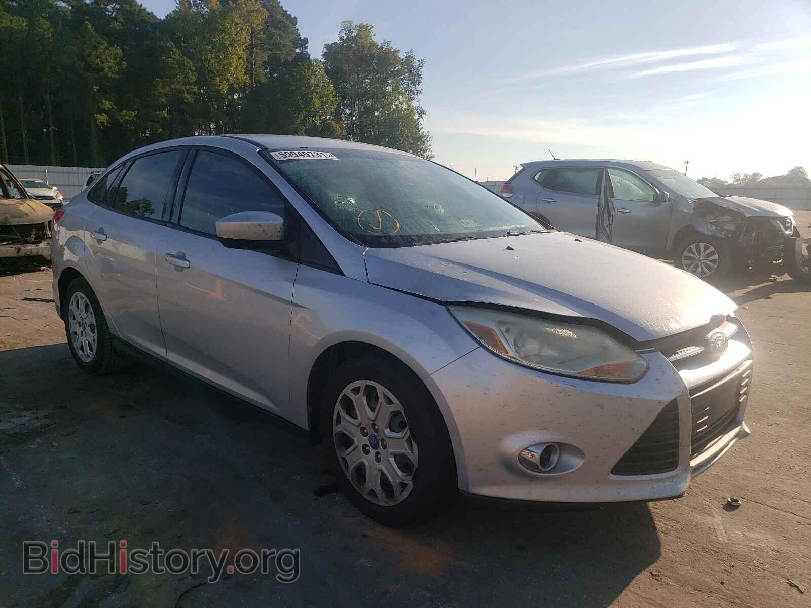 Photo 1FAHP3F23CL186358 - FORD FOCUS 2012