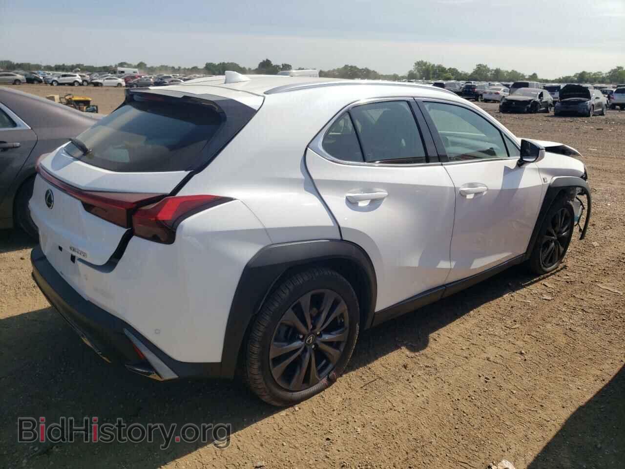 2019 LEXUS UX 200 - VIN: JTHY3JBH6K2010573 - Фото 3