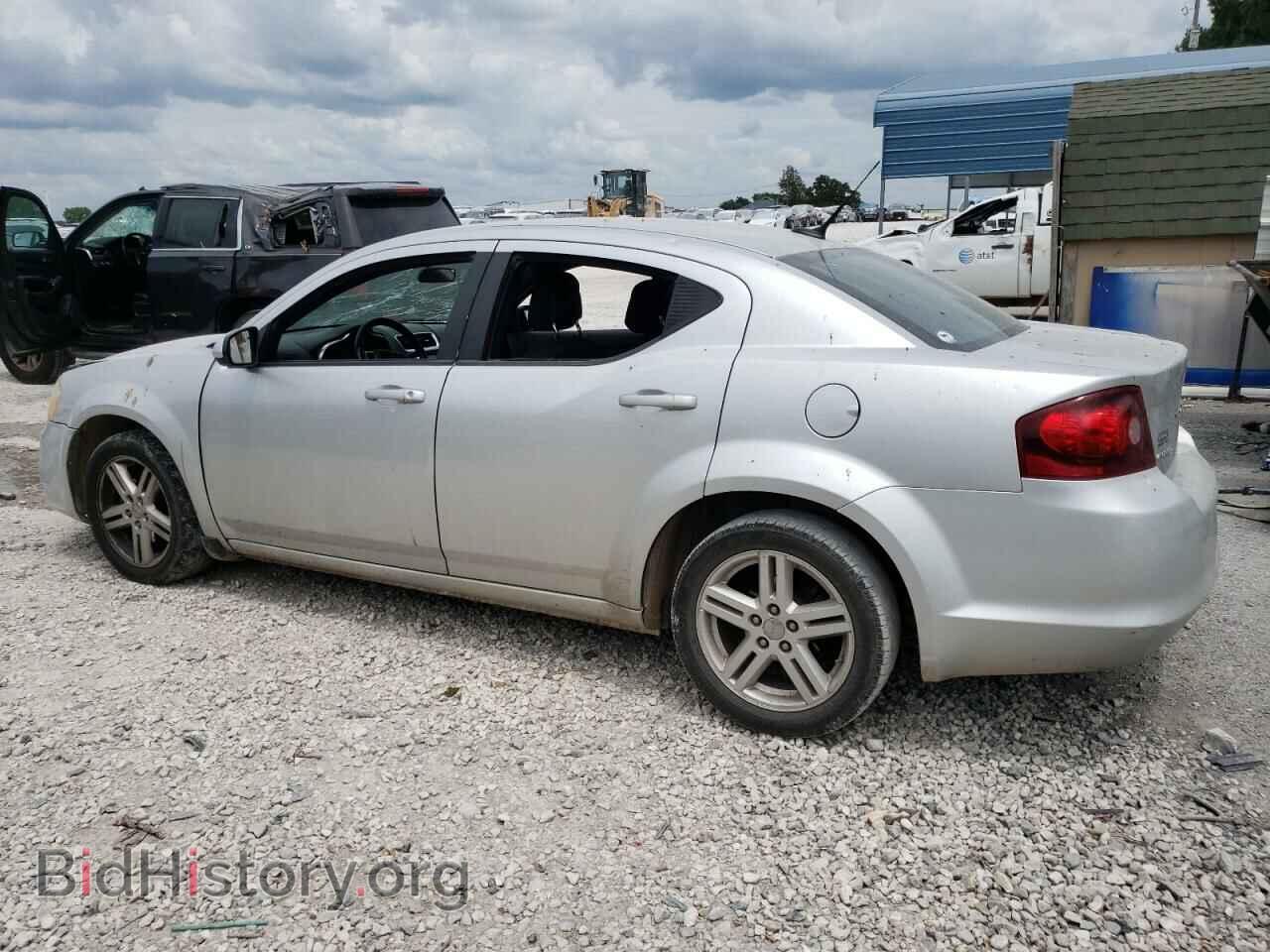 2011 DODGE AVENGER - VIN: 1B3BD1FB3BN526349 - Фото 2