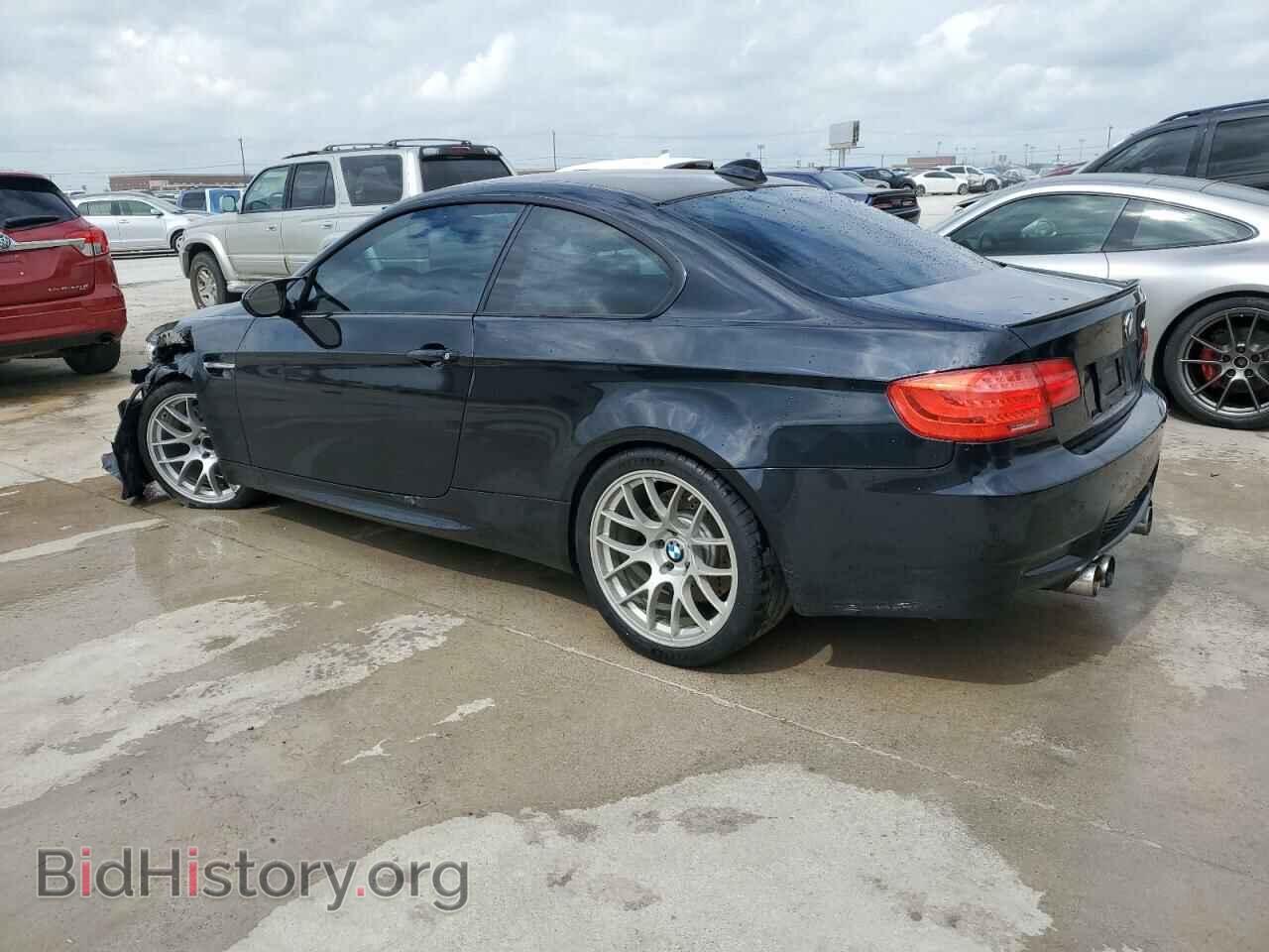 2011 BMW M3 - VIN: WBSKG9C5XBE368006 - Фото 2