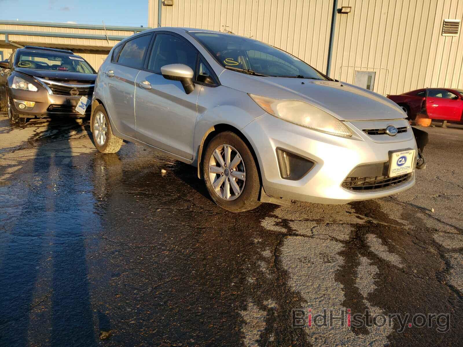 Photo 3FADP4EJ5BM154098 - FORD FIESTA 2011