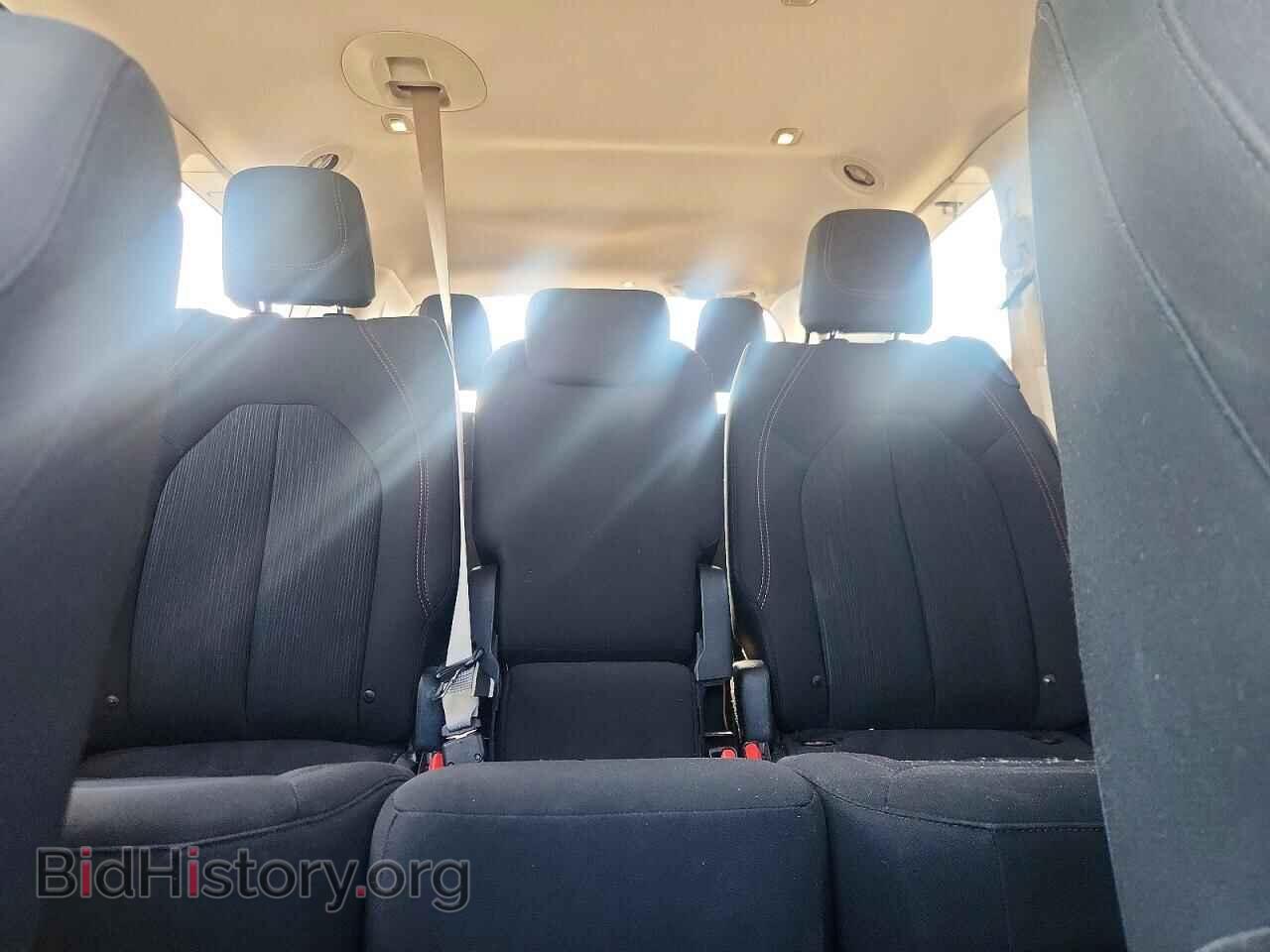 2018 CHRYSLER PACIFICA - VIN: 2C4RC1FG9JR125711 - Photo 10