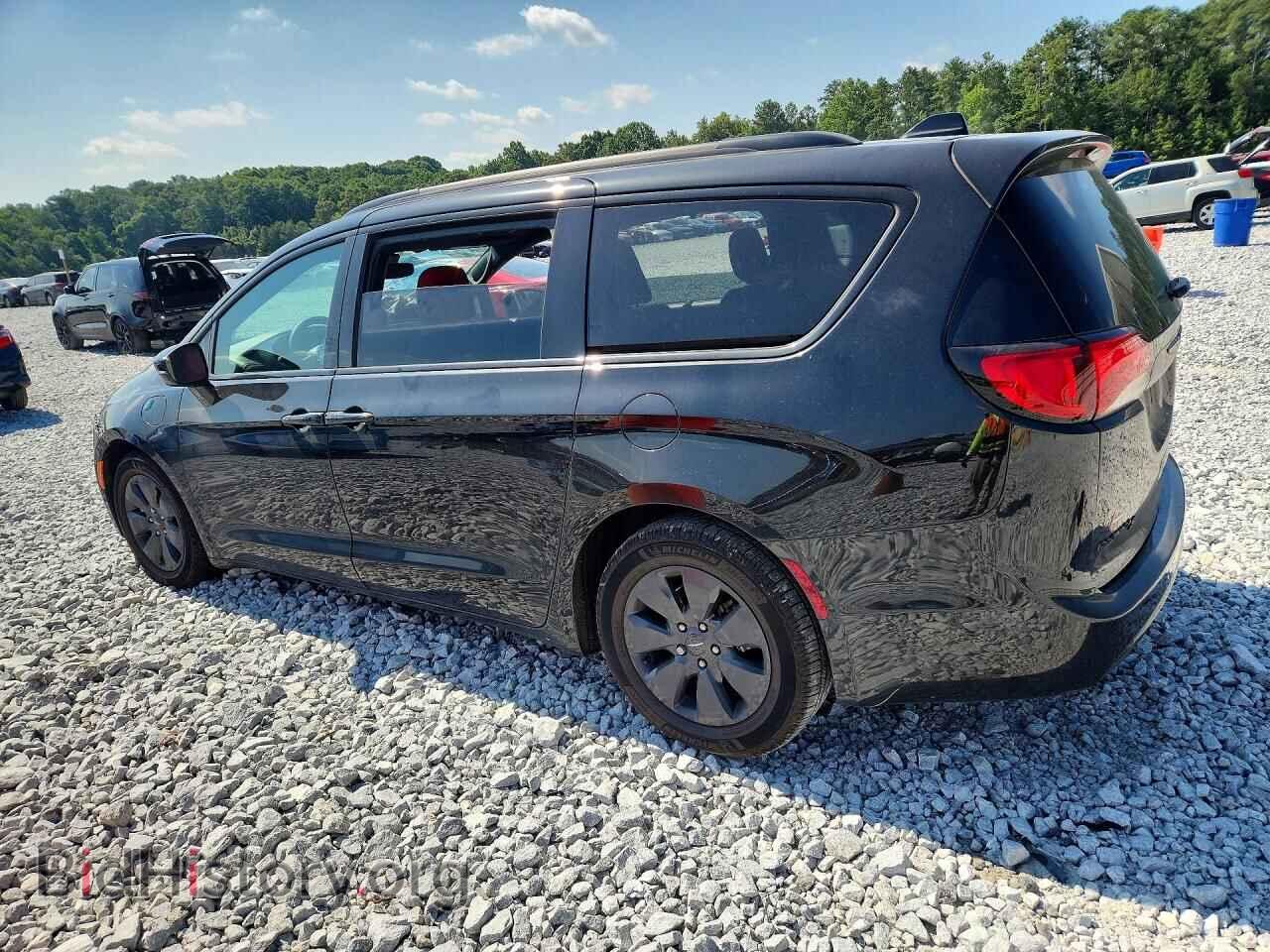 2020 CHRYSLER PACIFICA - VIN: 2C4RC1N71LR184496 - Photo 2
