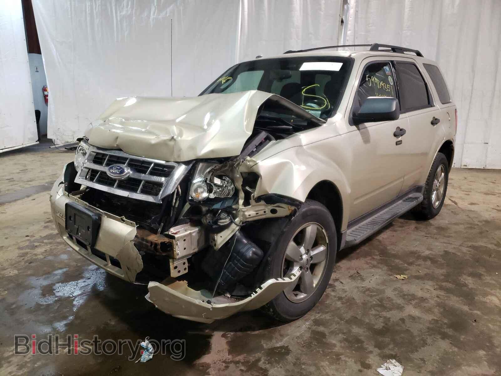 2011 FORD ESCAPE - VIN: 1FMCU9D70BKB17755 - Фото 2