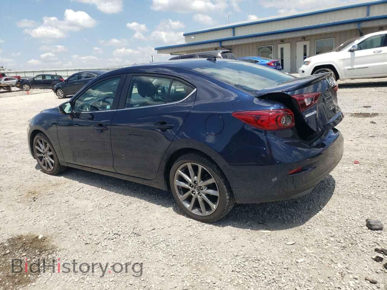 2018 MAZDA 3 - VIN: 3MZBN1V38JM264792 - Photo 2