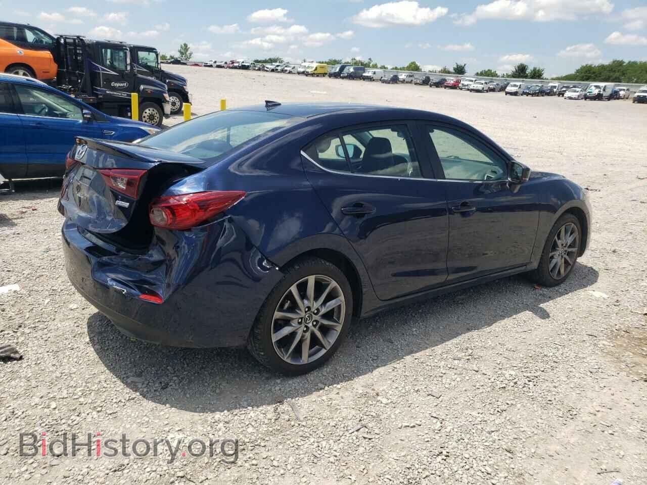 2018 MAZDA 3 - VIN: 3MZBN1V38JM264792 - Photo 3