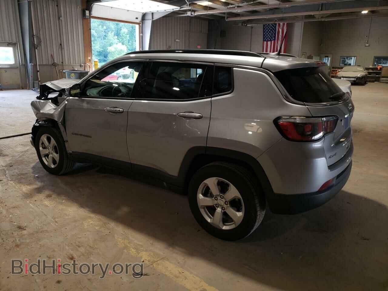 2019 JEEP COMPASS - VIN: 3C4NJDBB7KT670093 - Фото 2