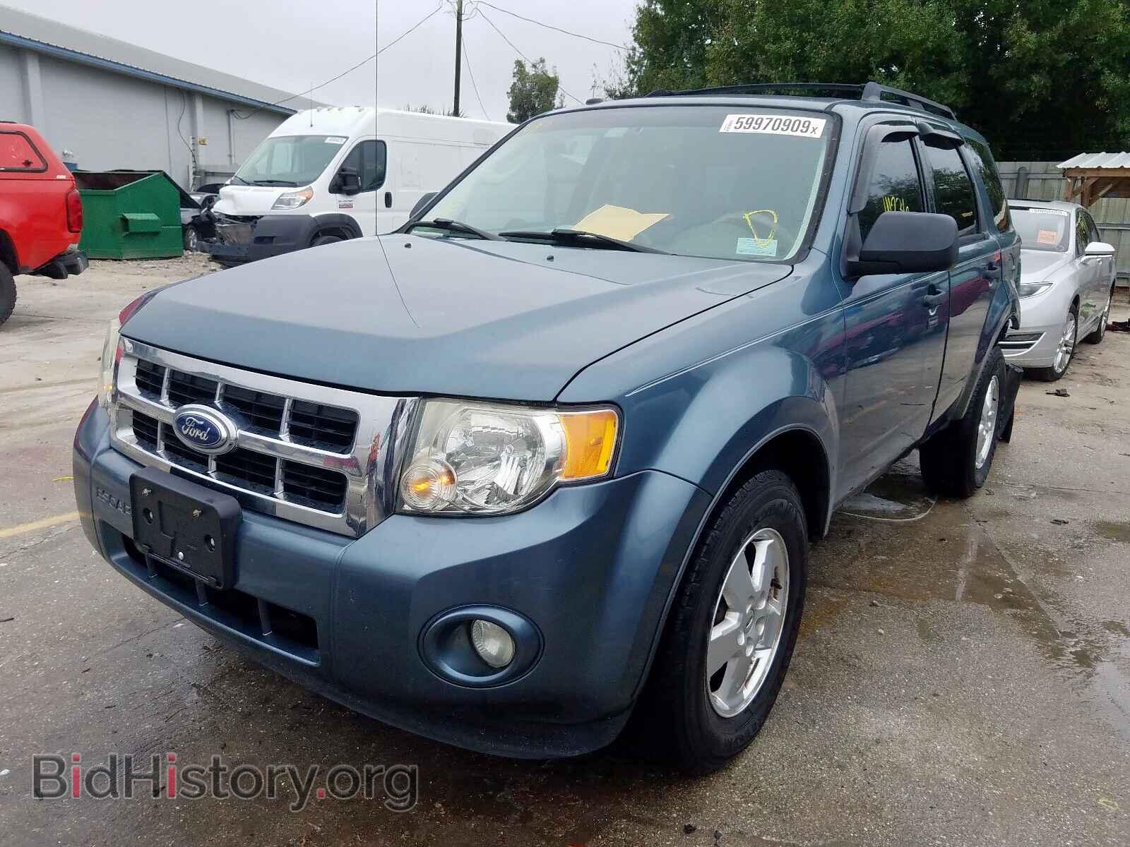 2011 FORD ESCAPE - VIN: 1FMCU0D72BKC21899 - Фото 2
