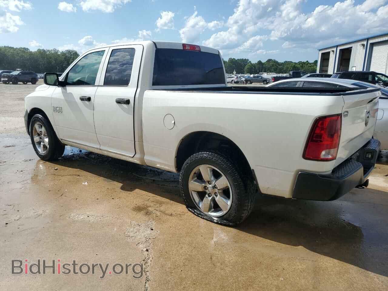2018 RAM 1500 - VIN: 1C6RR6FG7JS285720 - Photo 2