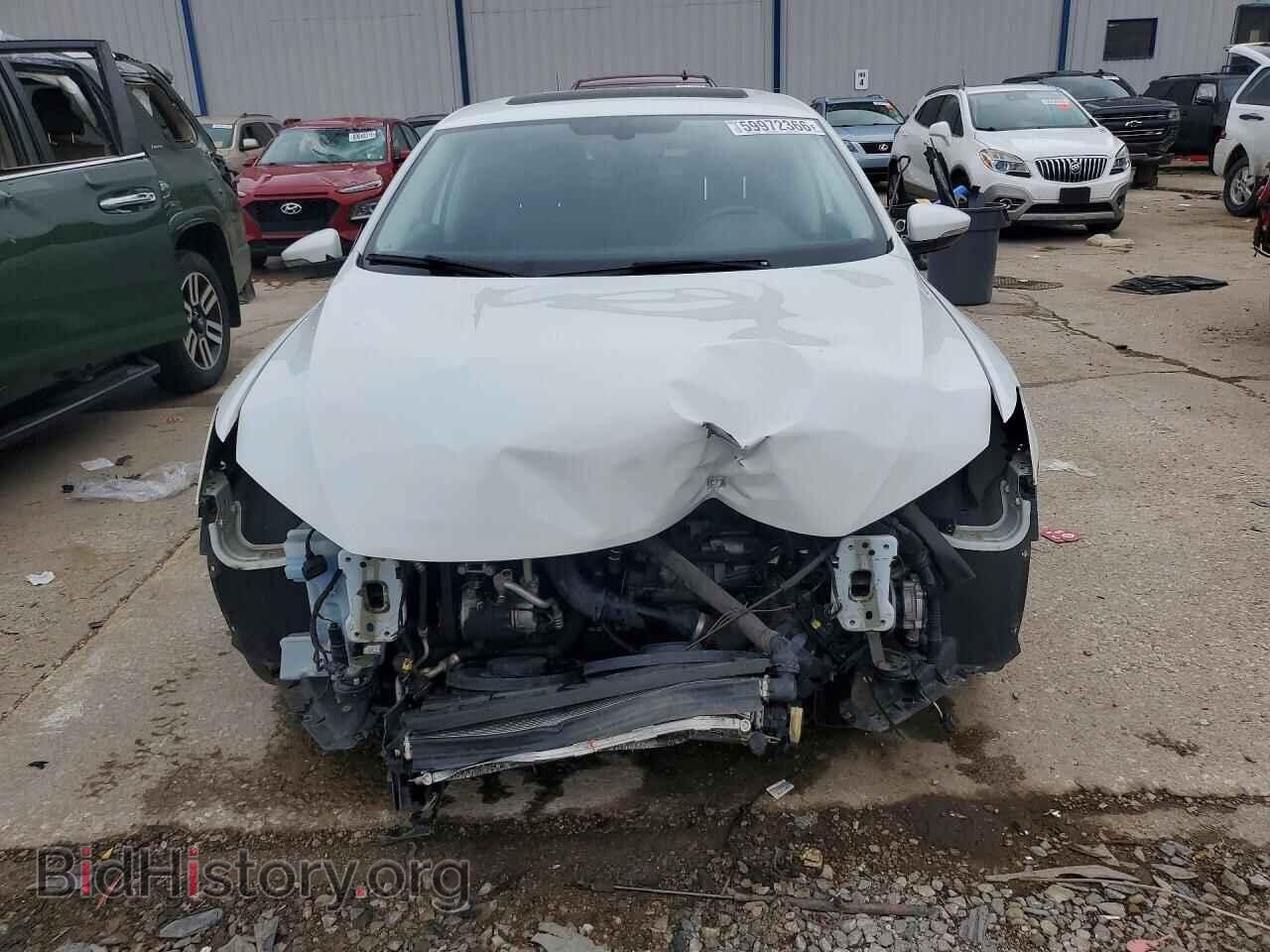 2017 VOLKSWAGEN PASSAT - VIN: 1VWGT7A32HC037503 - Фото 5