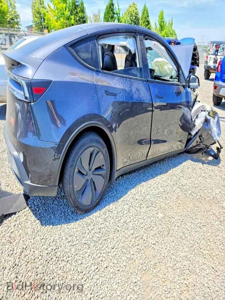 2026 TESLA MODEL Y - VIN: 7SAYGDEE5TF330493 - Photo 3