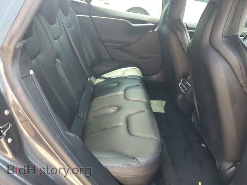 2016 Tesla MODEL S (VIN 5YJSA1E28GF129962) — photo 10 of 14
