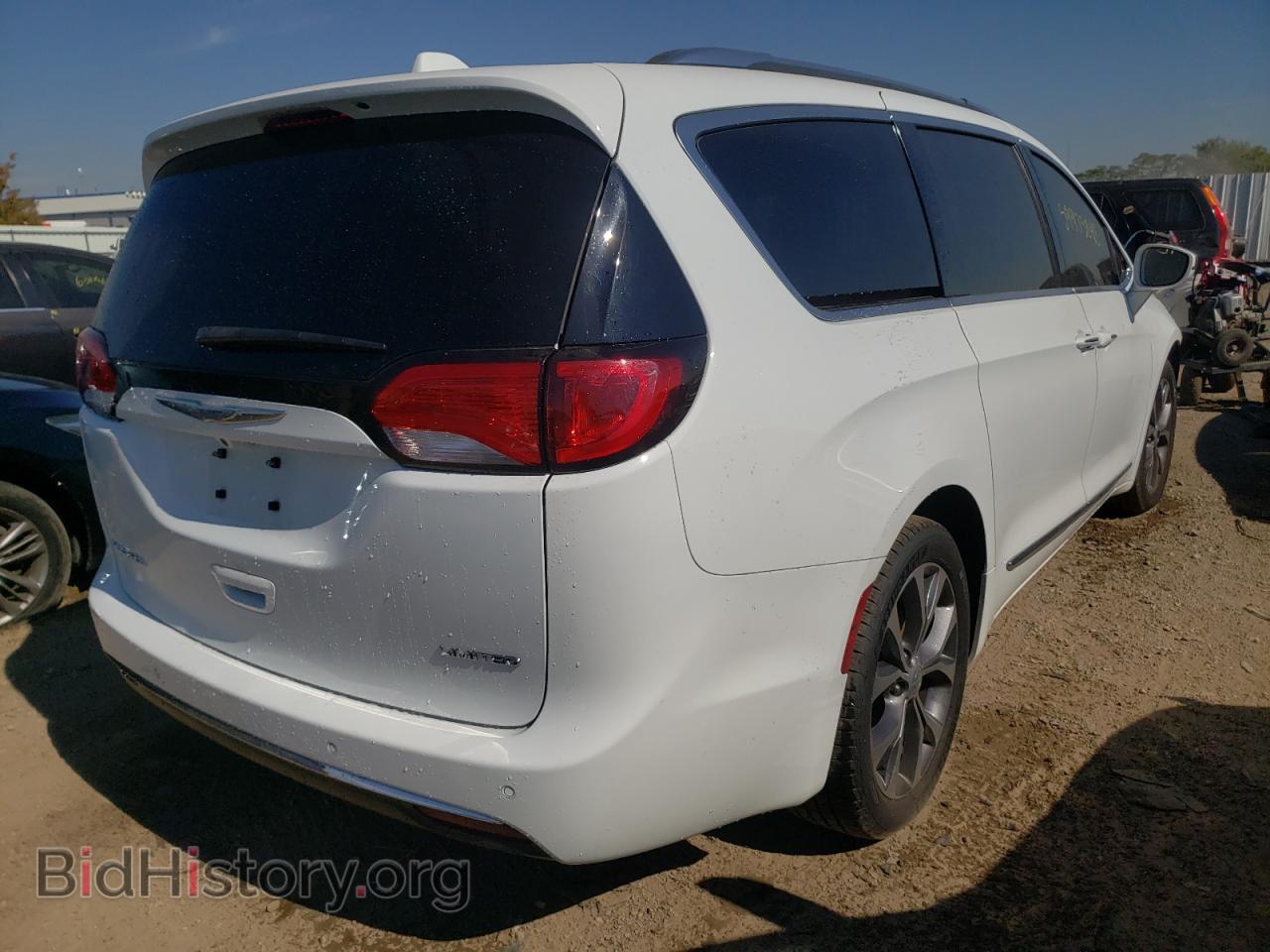 2017 CHRYSLER PACIFICA - VIN: 2C4RC1GG3HR644603 - Photo 4