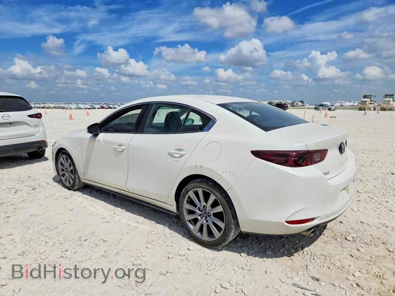 2021 MAZDA 3 - VIN: JM1BPABLXM1319598 - Photo 2
