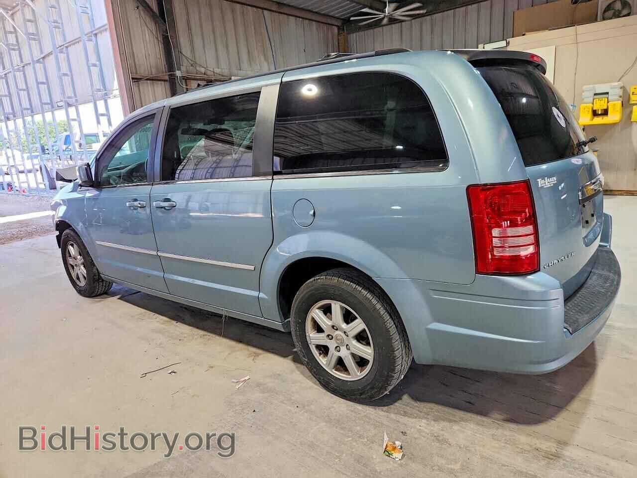 2010 CHRYSLER MINIVAN - VIN: 2A4RR5D17AR393882 - Photo 2