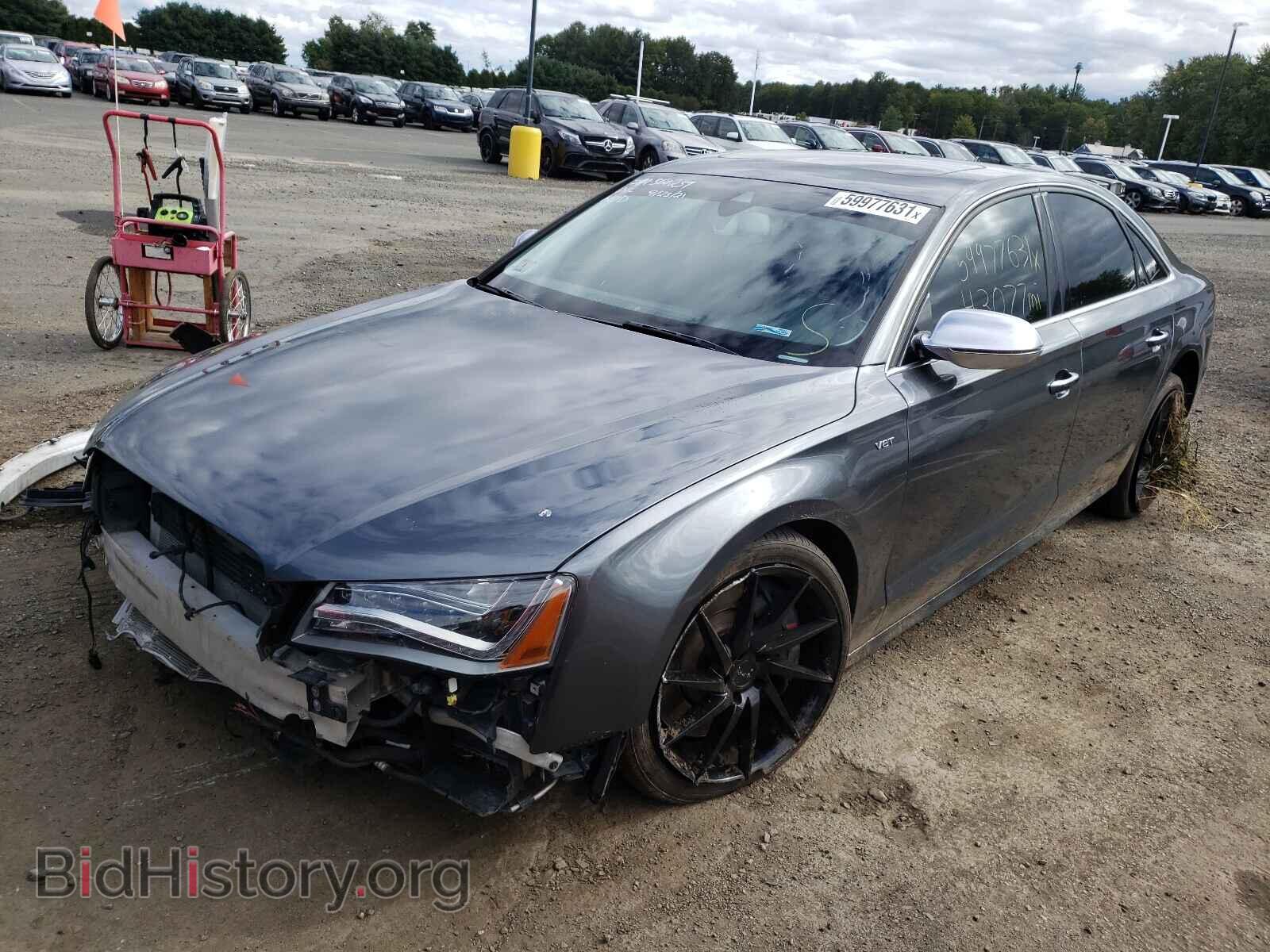 2013 AUDI S8 - VIN: WAUD2AFD0DN007791 - Фото 2