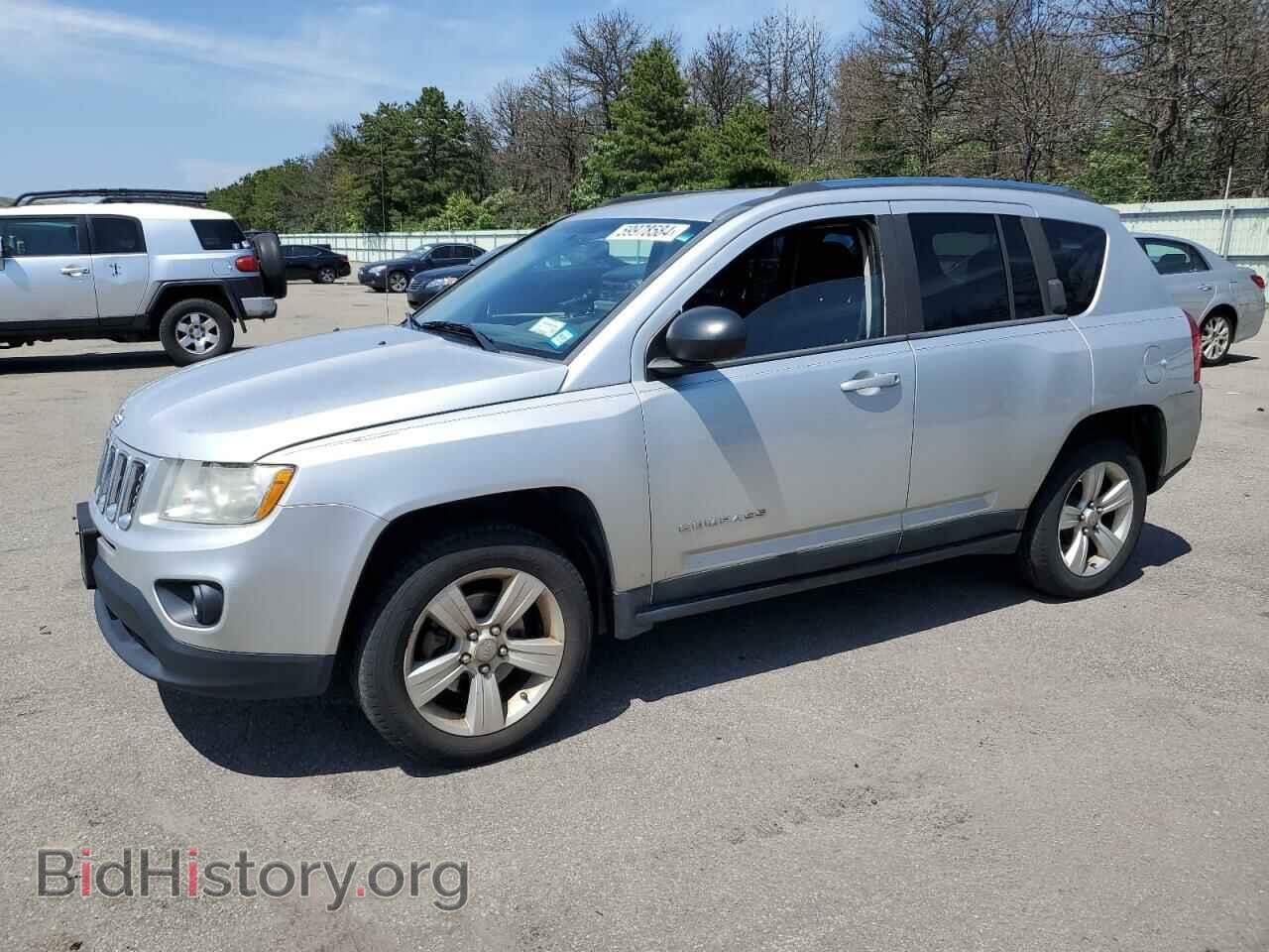 Photo 1J4NT1FB9BD241041 - JEEP COMPASS 2011