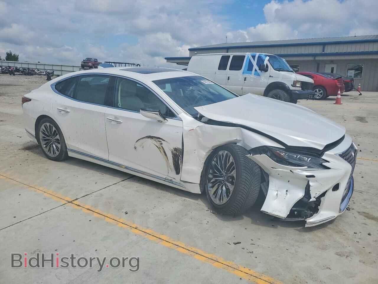 2019 LEXUS LS500 - VIN: JTHC51FFXK5006859 - Photo 4