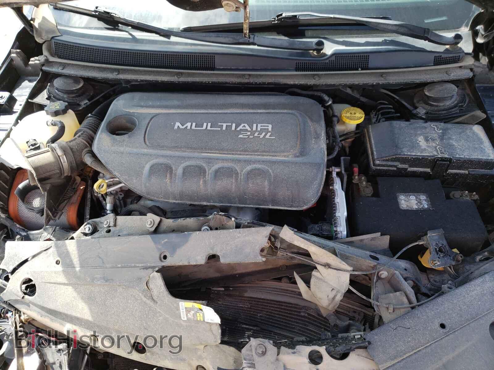 2015 CHRYSLER 200 - VIN: 1C3CCCAB4FN716664 - Фото 7