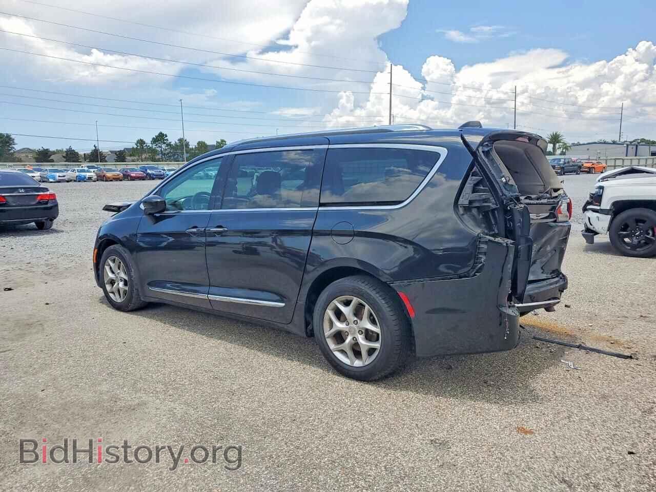 2017 CHRYSLER PACIFICA - VIN: 2C4RC1EG3HR537103 - Photo 2
