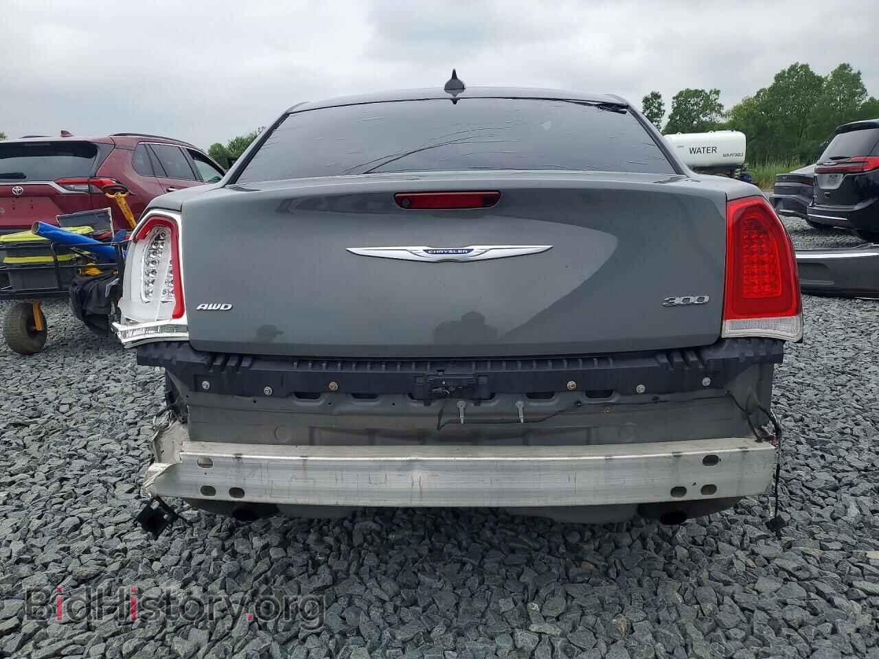 2019 CHRYSLER 300 - VIN: 2C3CCAKG4KH690875 - Фото 6