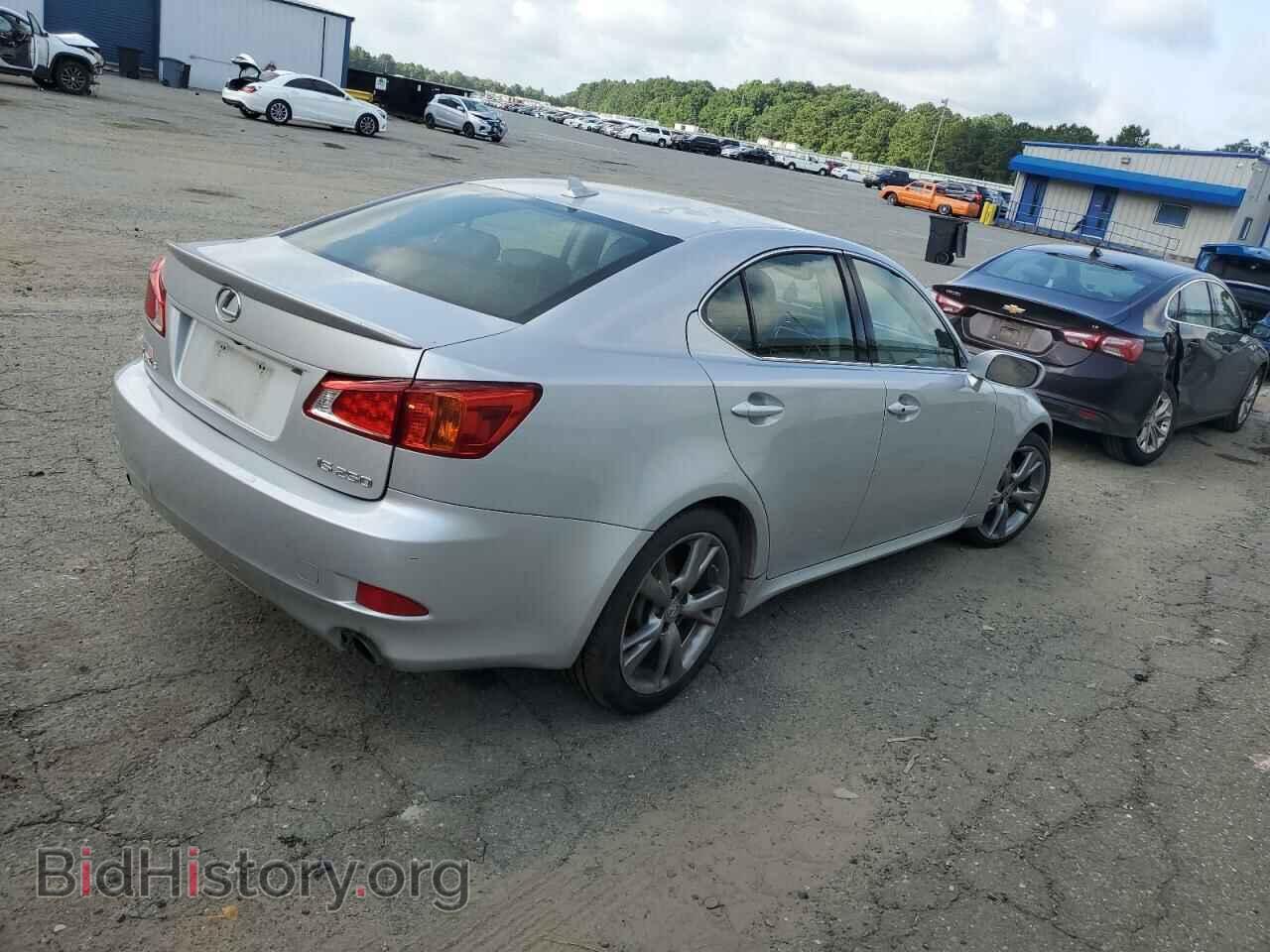 2010 LEXUS IS - VIN: JTHBF5C20A5117789 - Photo 3