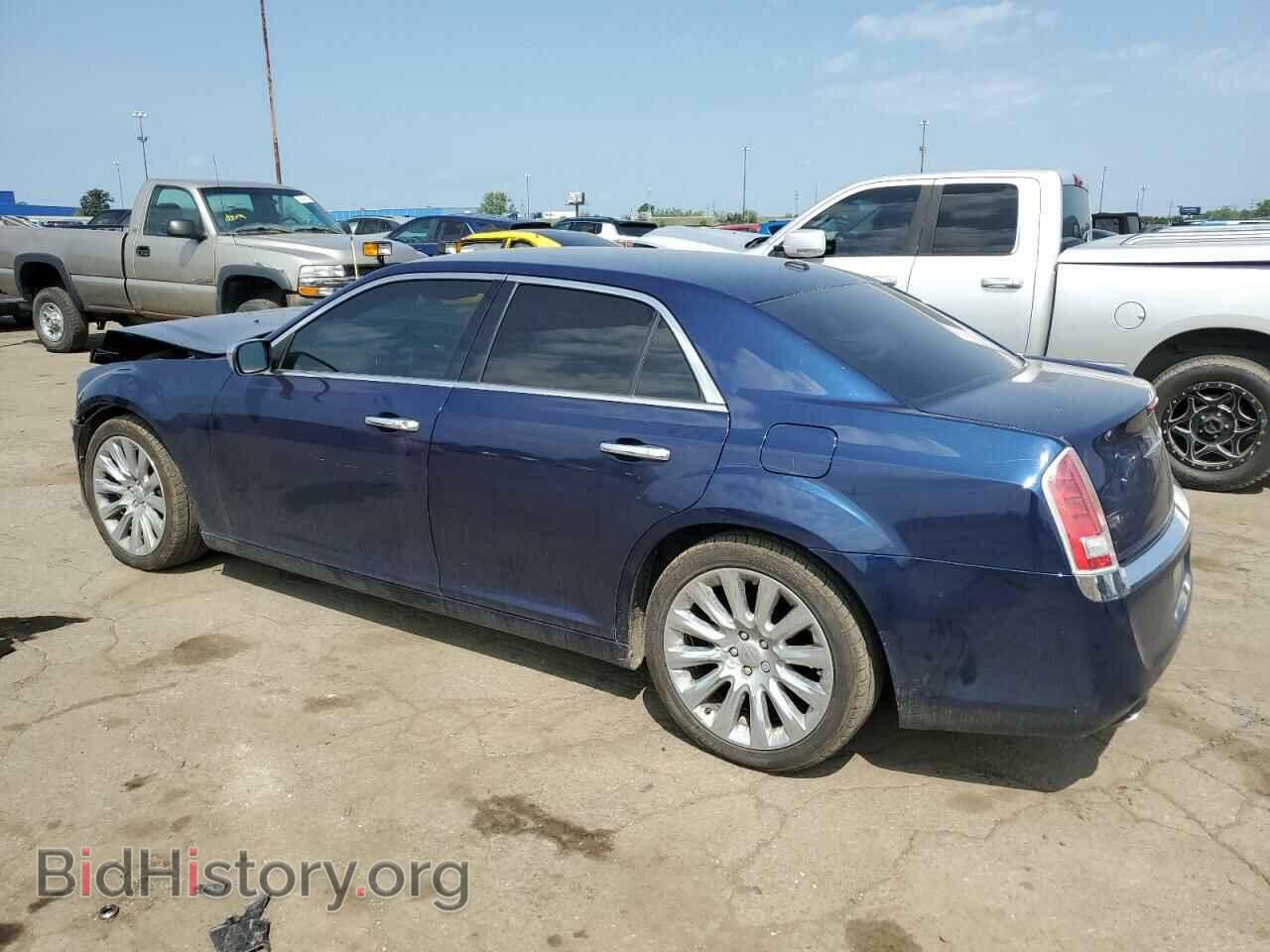 2013 CHRYSLER 300 - VIN: 2C3CCAAG7DH697890 - Фото 2