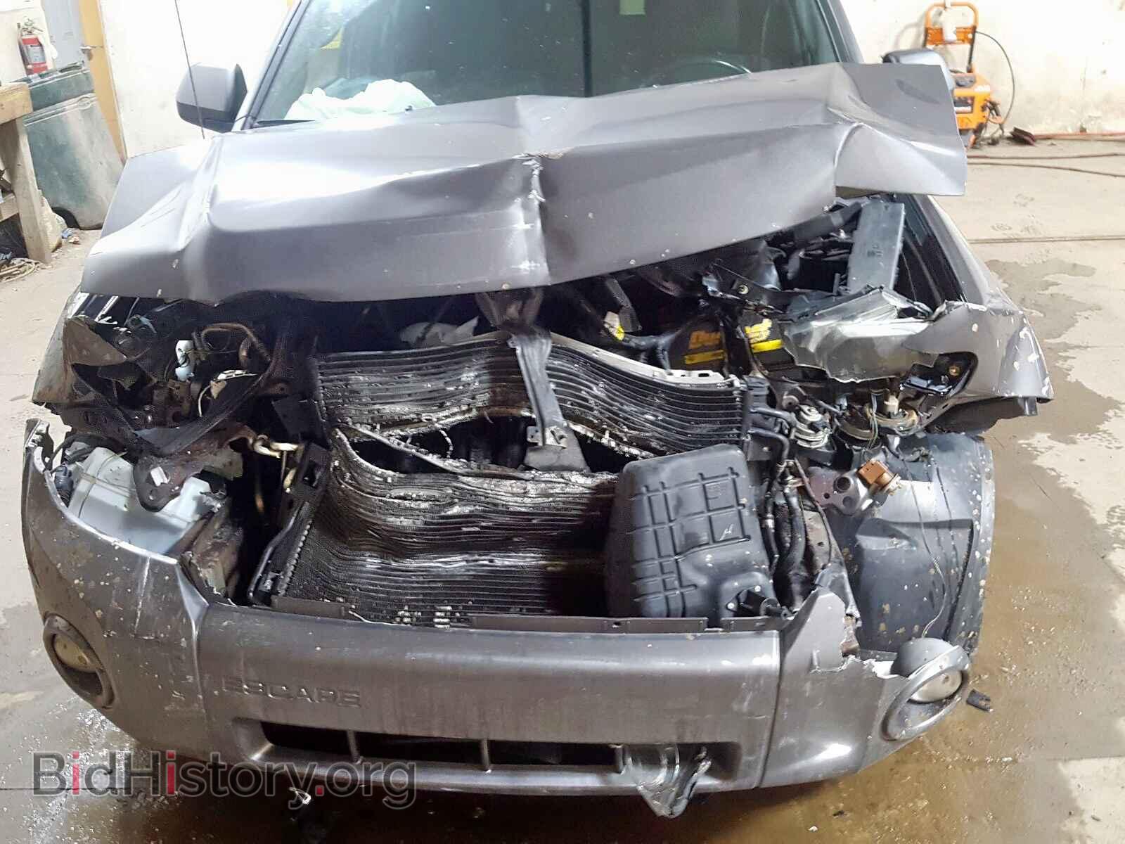 2011 FORD ESCAPE - VIN: 1FMCU0D74BKA26693 - Фото 9