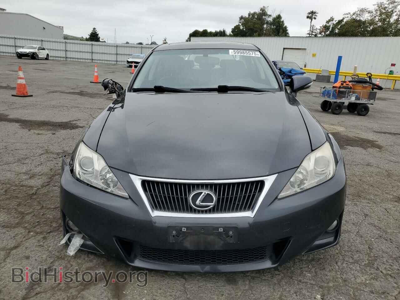 2011 LEXUS IS - VIN: JTHBF5C22B5136782 - Photo 5