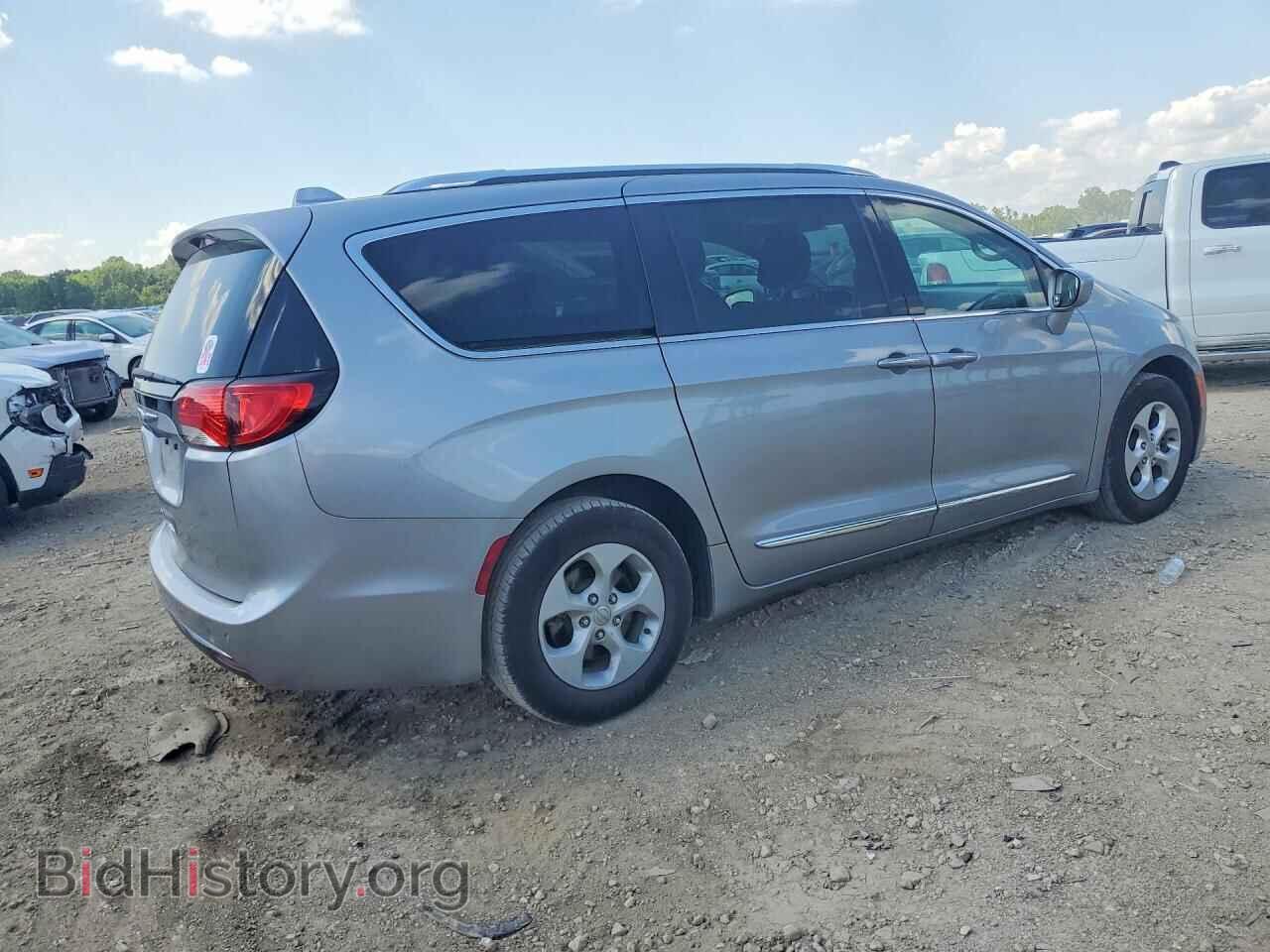2017 CHRYSLER PACIFICA - VIN: 2C4RC1EGXHR628191 - Photo 3