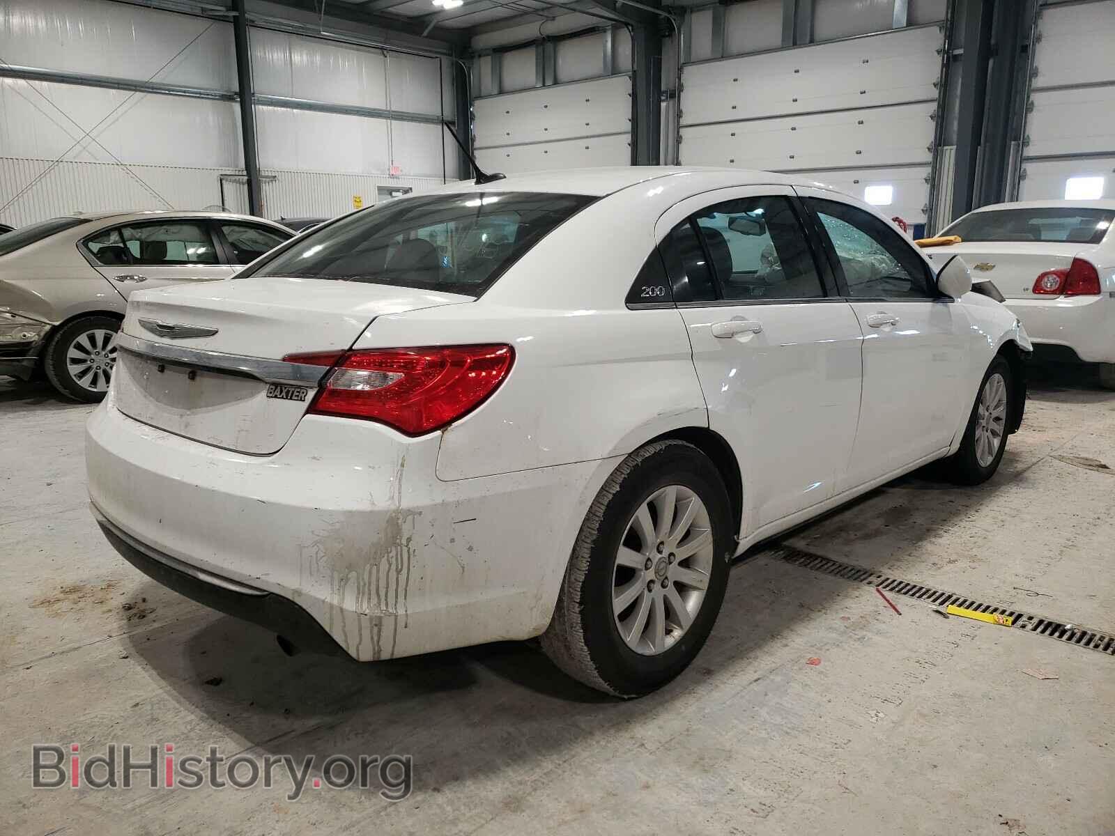 2013 CHRYSLER 200 - VIN: 1C3CCBBB0DN597789 - Фото 4