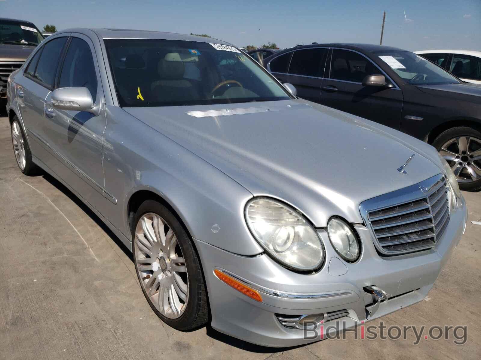 Photo WDBUF56X48B300088 - MERCEDES-BENZ E-CLASS 2008