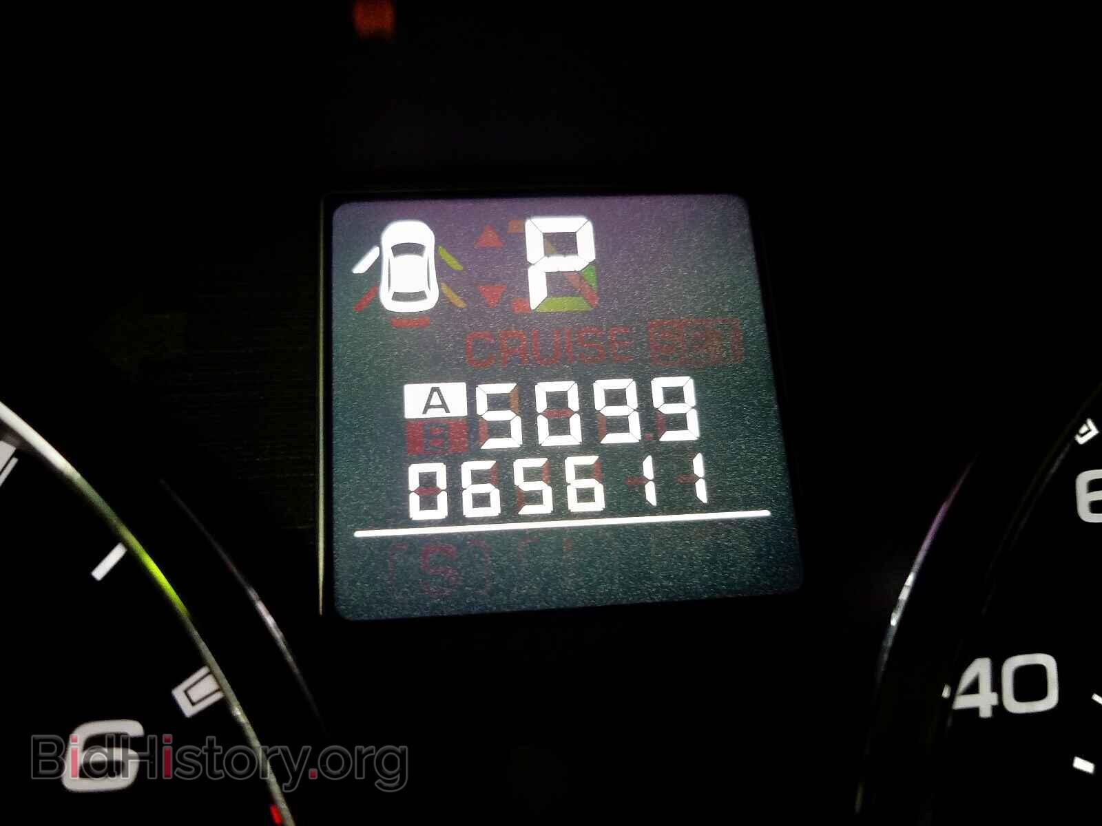 2011 SUBARU OUTBACK - VIN: 4S4BRBCC2B3310695 - Photo 8