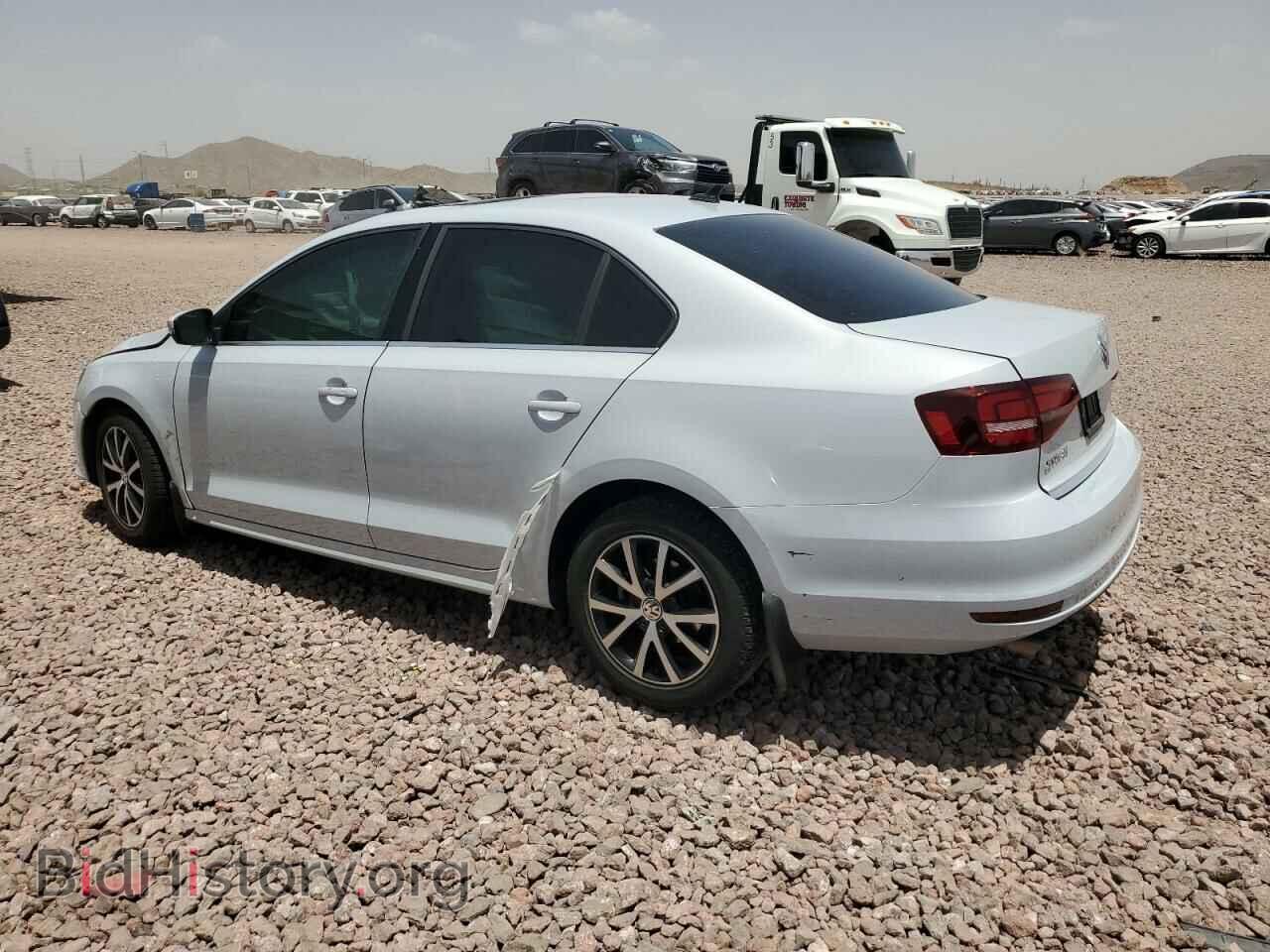 2017 VOLKSWAGEN JETTA - VIN: 3VWDB7AJ9HM413973 - Фото 2