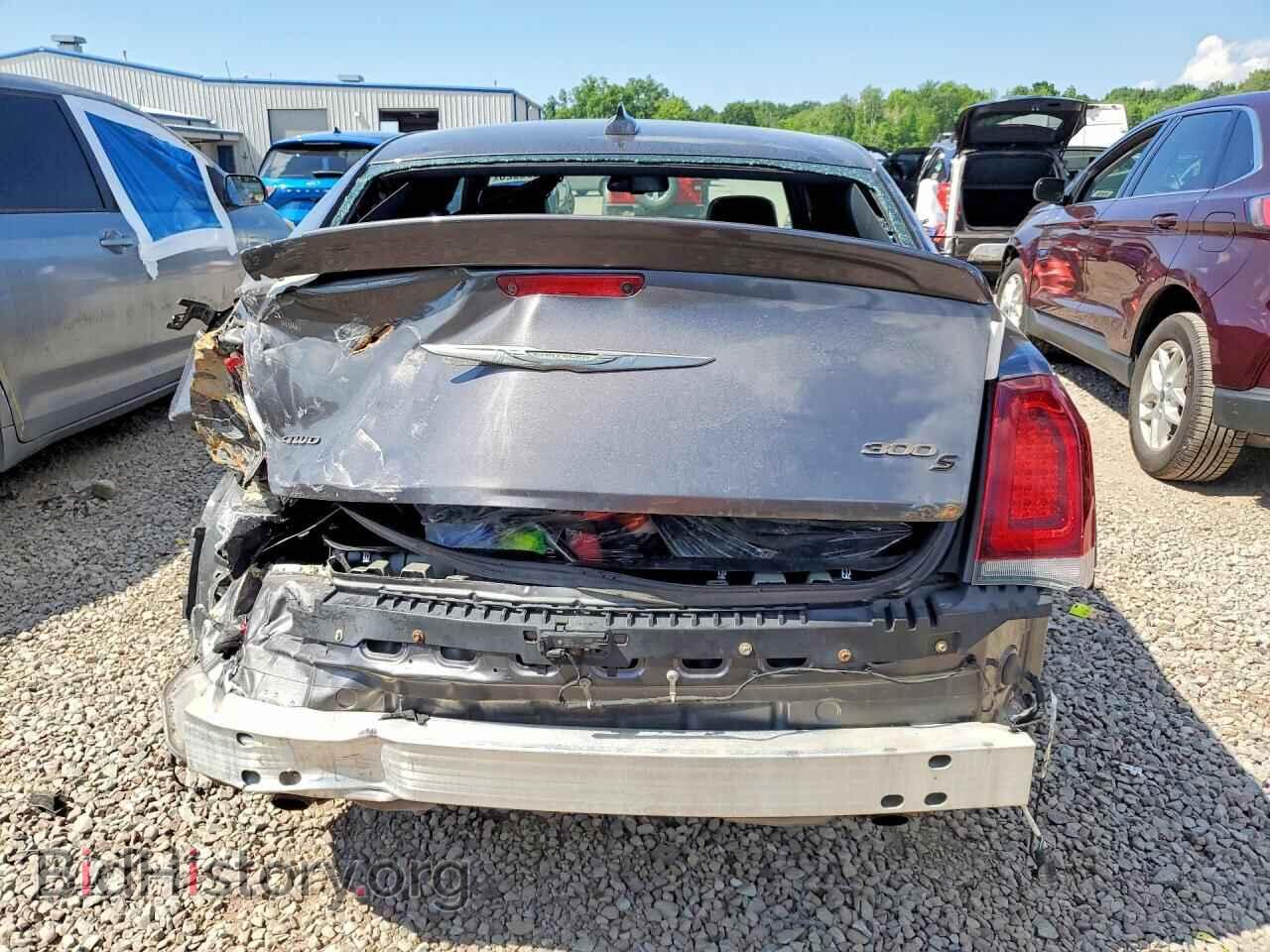 2019 CHRYSLER 300 - VIN: 2C3CCAGG6KH550643 - Photo 6